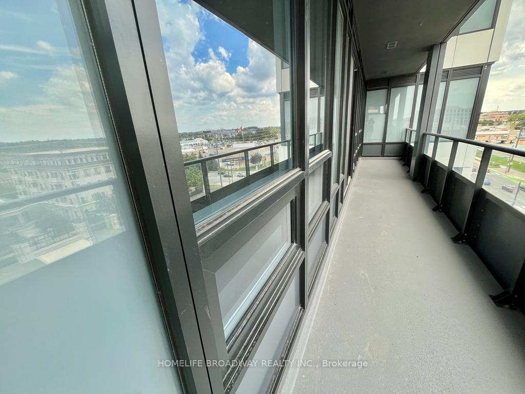 Photo 7 of Unit 817, 38 Water Walk Drive, Markham, Unionville — HOMEH
