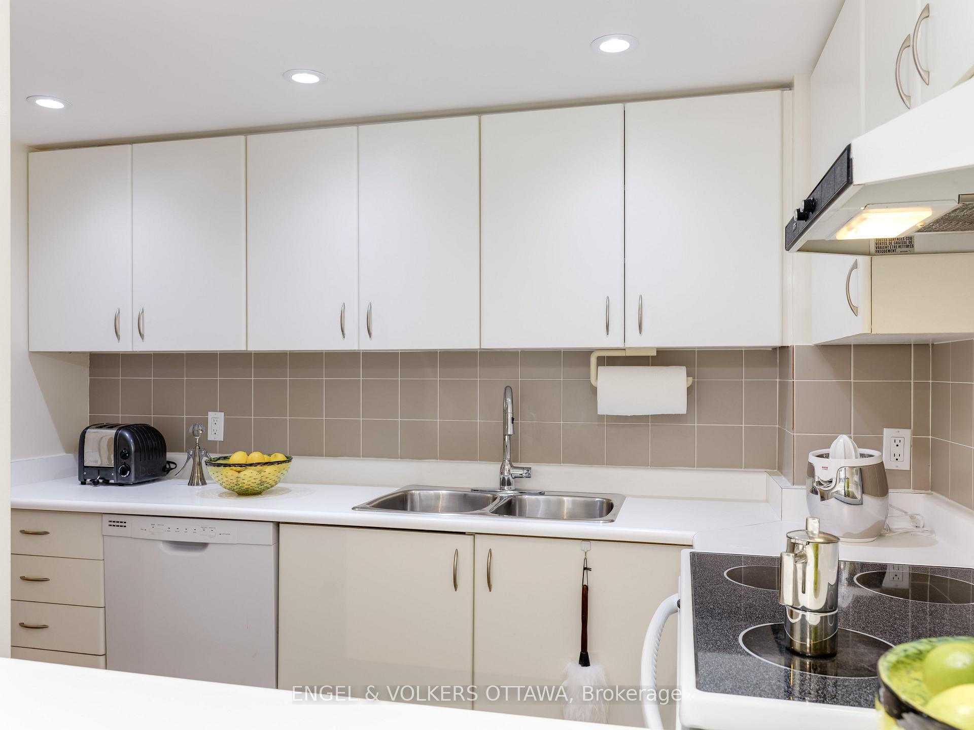 Photo 7 of Unit 212, 35 Murray Street, Ottawa, Lower Town/Byward Market — HOMEH