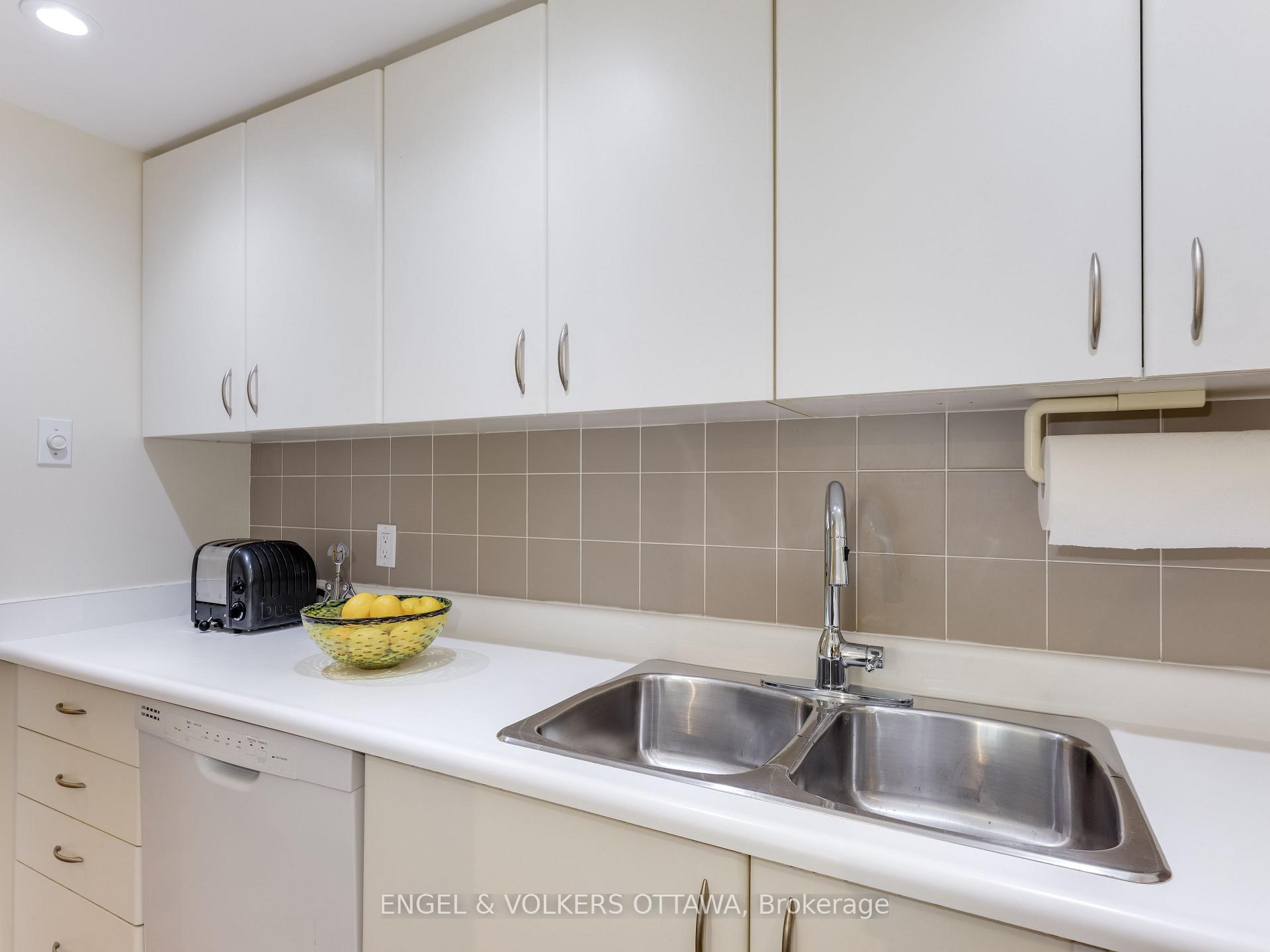 Photo 11 of Unit 212, 35 Murray Street, Ottawa, Lower Town/Byward Market — HOMEH