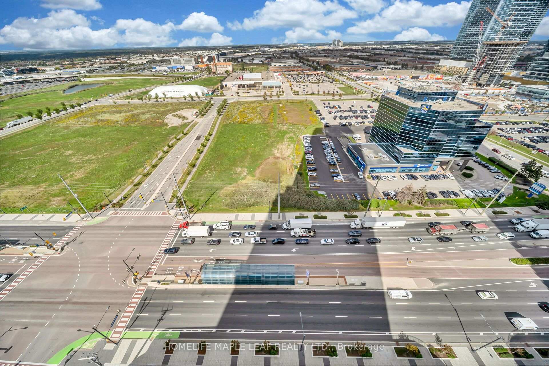 Photo 32 of Unit 2211, 225 Commerce Street, Vaughan, Vaughan Corporate Centre — HOMEH