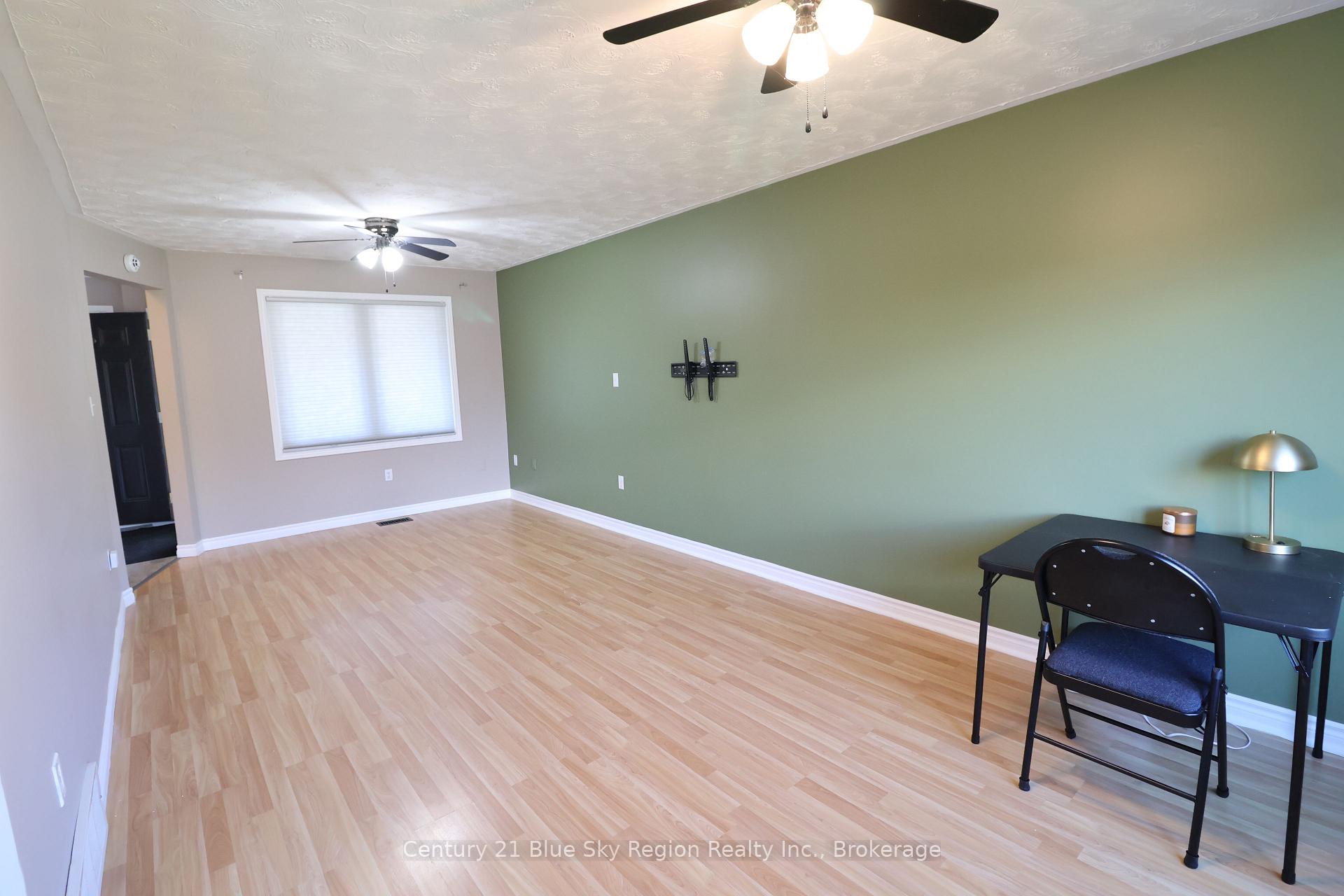 Photo 10 of 124 Johnston Road, North Bay, Widdifield — HOMEH
