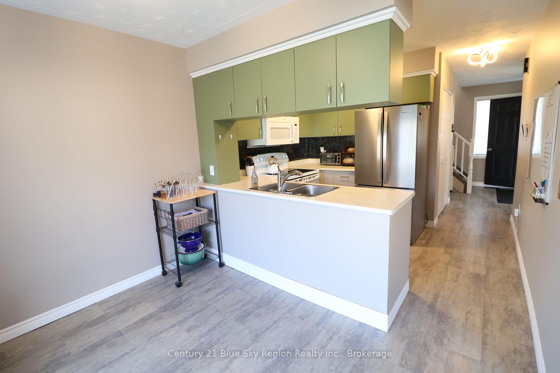 Photo 12 of 124 Johnston Road, North Bay, Widdifield — HOMEH