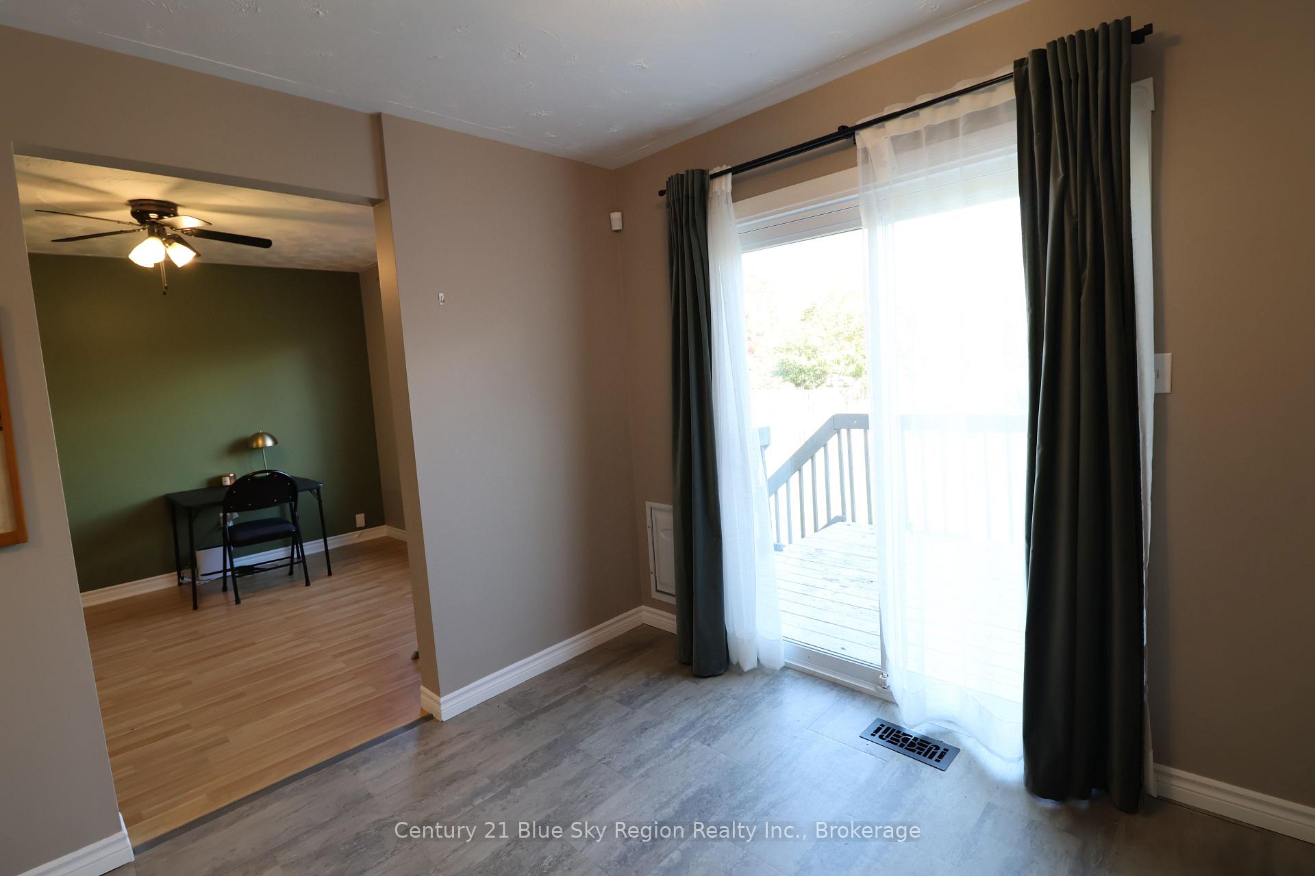 Photo 14 of 124 Johnston Road, North Bay, Widdifield — HOMEH