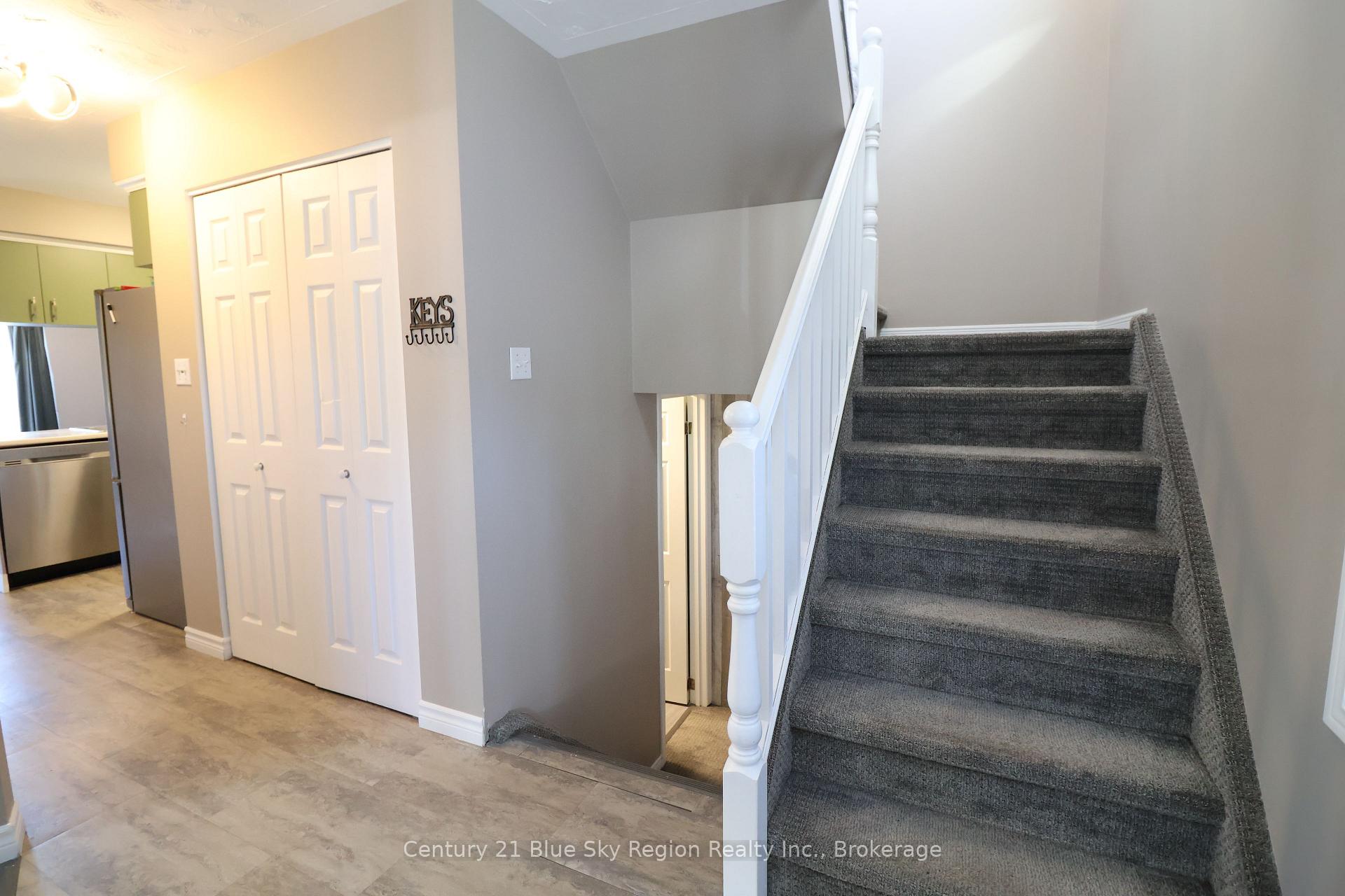Photo 15 of 124 Johnston Road, North Bay, Widdifield — HOMEH