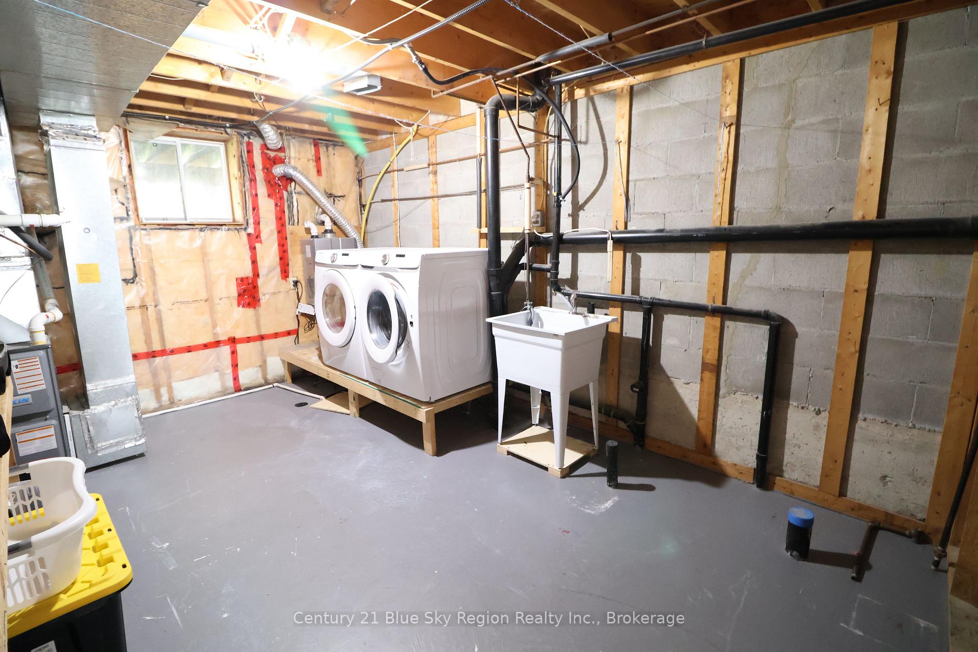 Photo 35 of 124 Johnston Road, North Bay, Widdifield — HOMEH