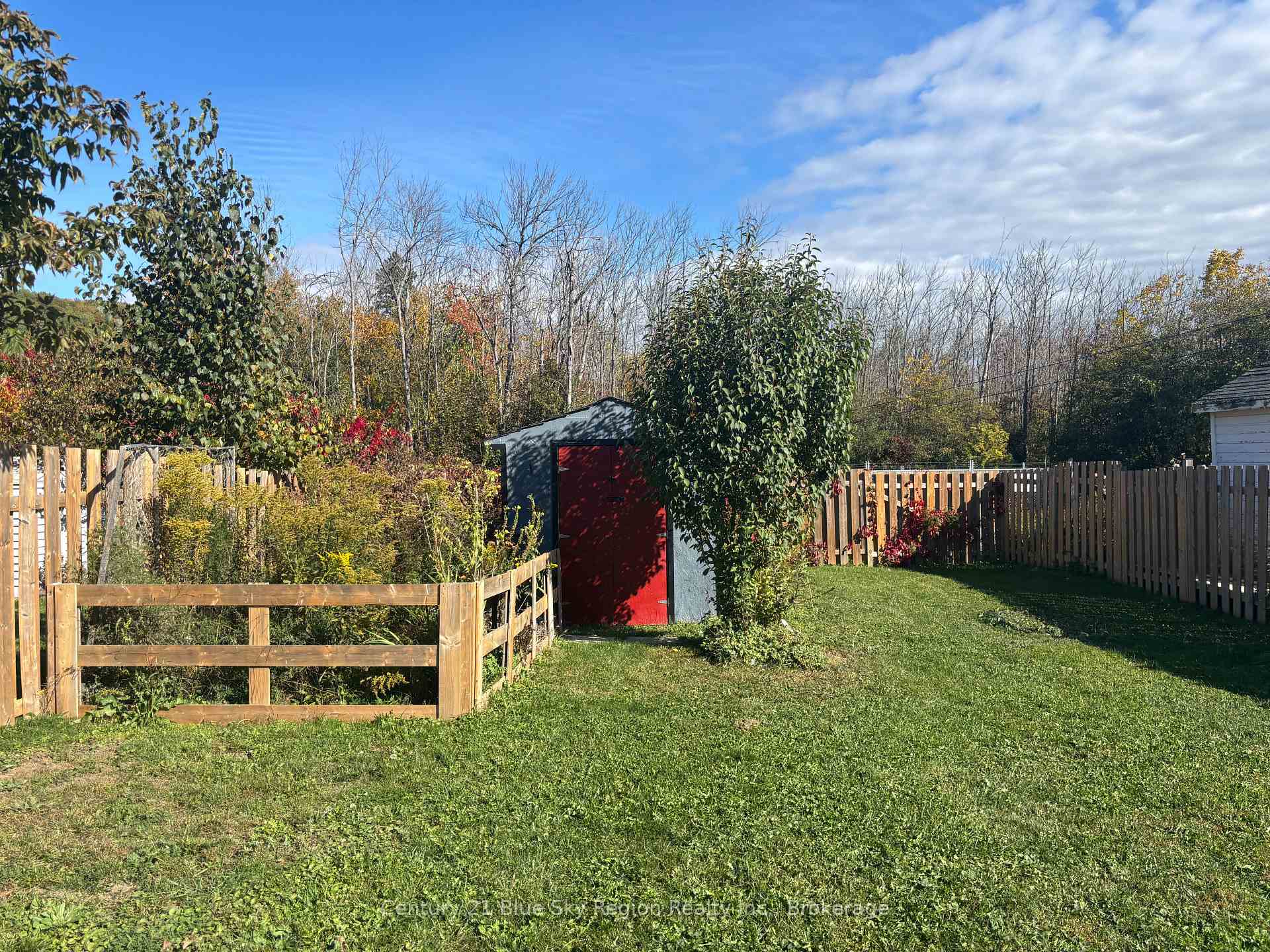 Photo 43 of 124 Johnston Road, North Bay, Widdifield — HOMEH