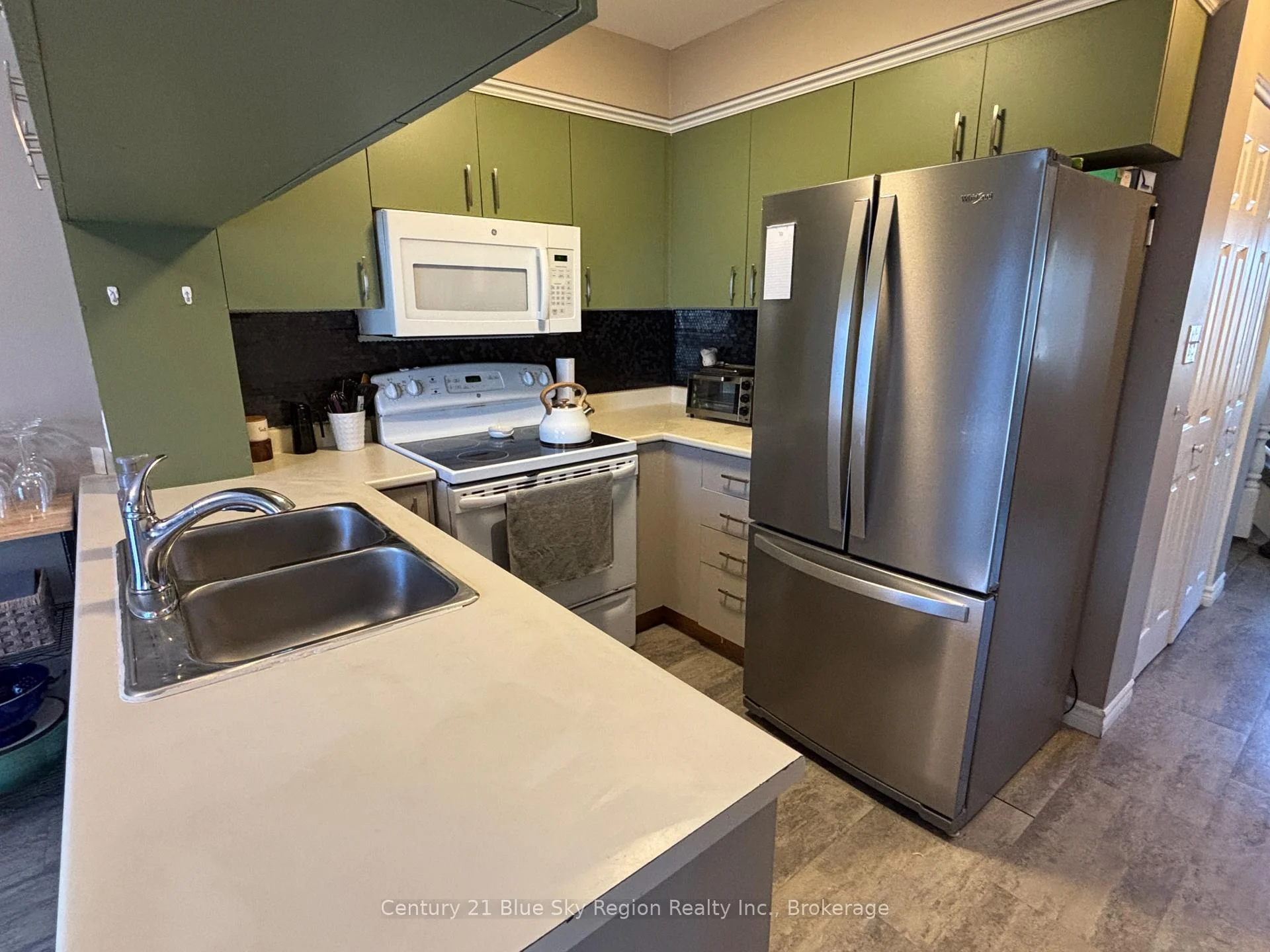 Photo 11 of 124 Johnston Road, North Bay, Widdifield — HOMEH
