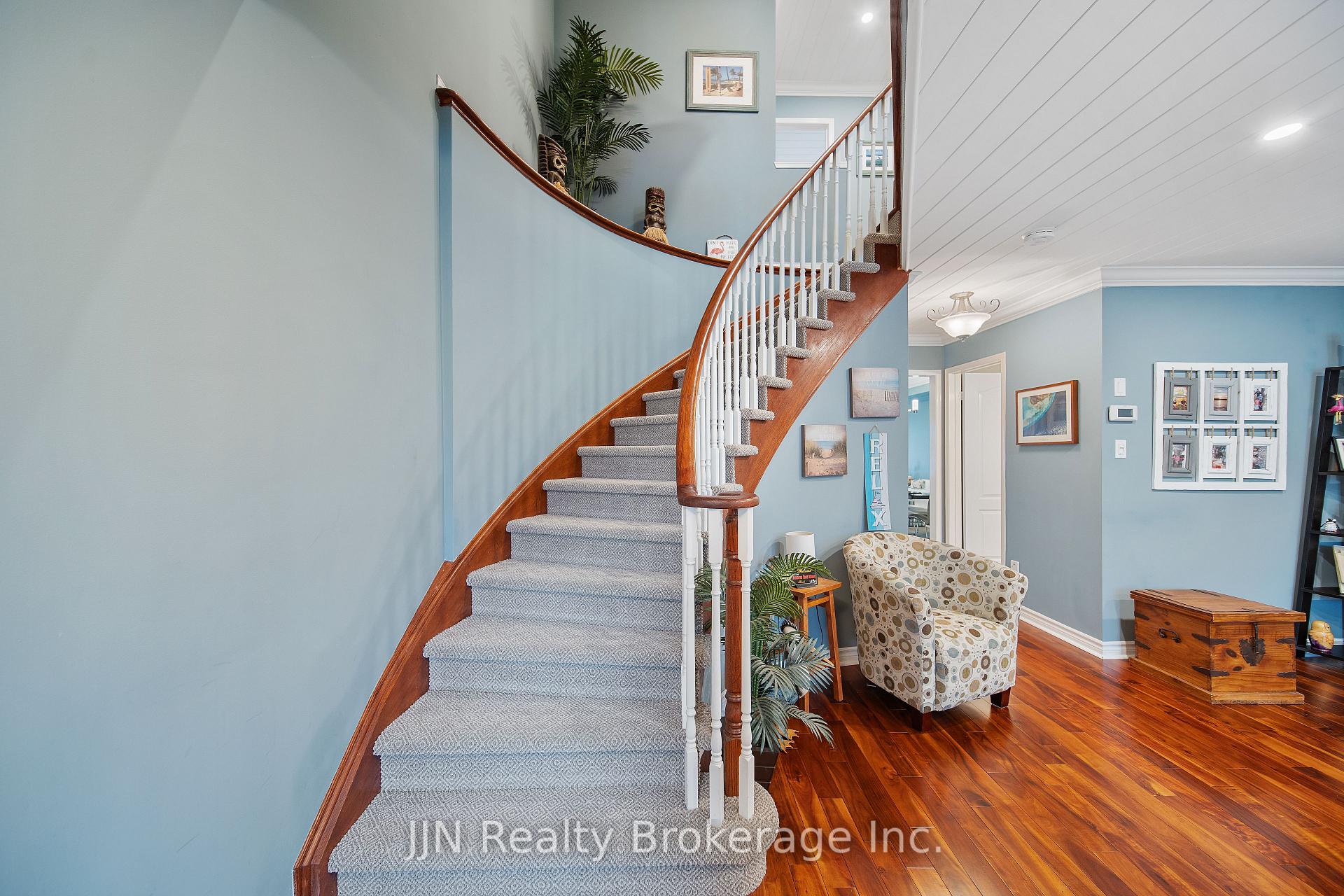 Photo 10 of 2130 Forest Gate Parkway, Oakville, West Oak Trails — HOMEH