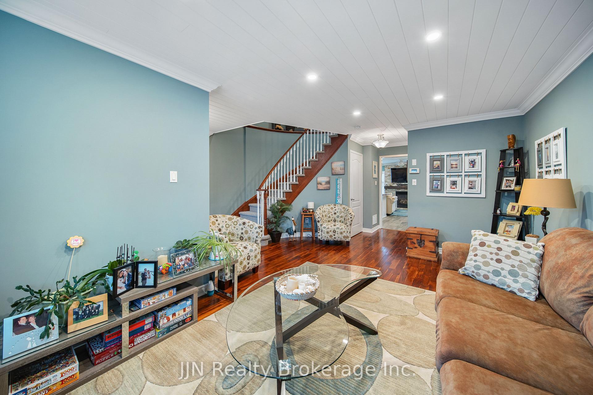 Photo 13 of 2130 Forest Gate Parkway, Oakville, West Oak Trails — HOMEH