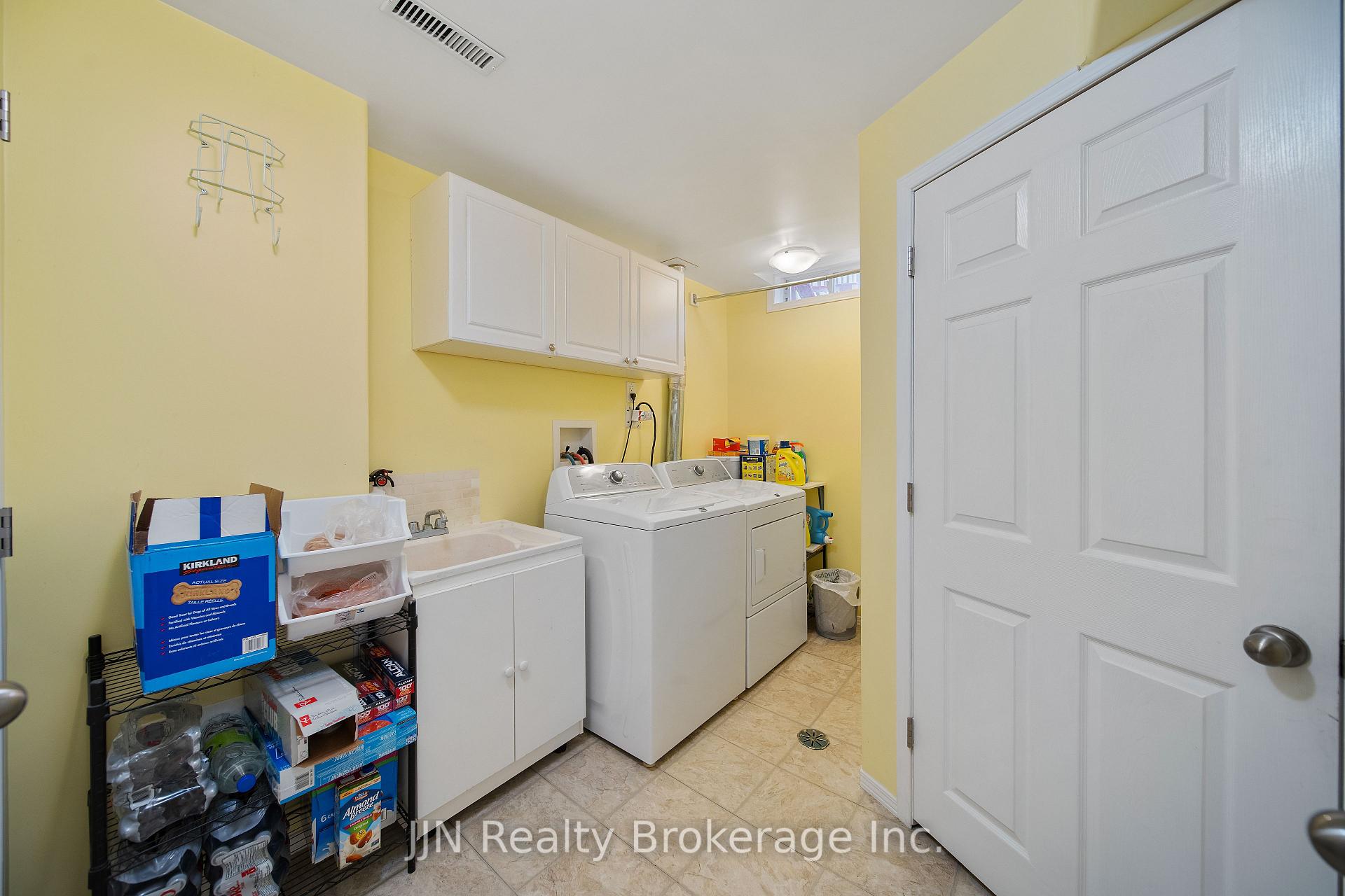 Photo 39 of 2130 Forest Gate Parkway, Oakville, West Oak Trails — HOMEH