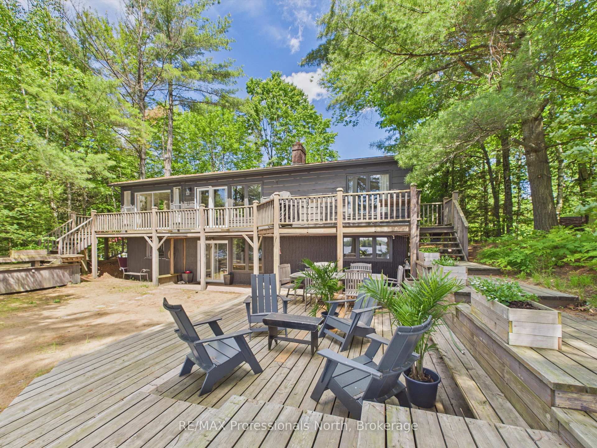 Photo of 1398 Milne Road
