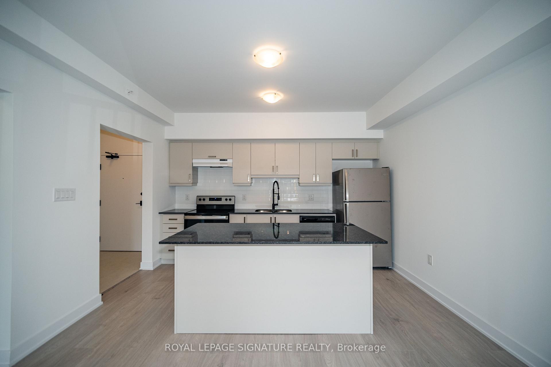 Photo 8 of Unit 103, 1 Chef Lane, Barrie, Rural Barrie Southeast — HOMEH