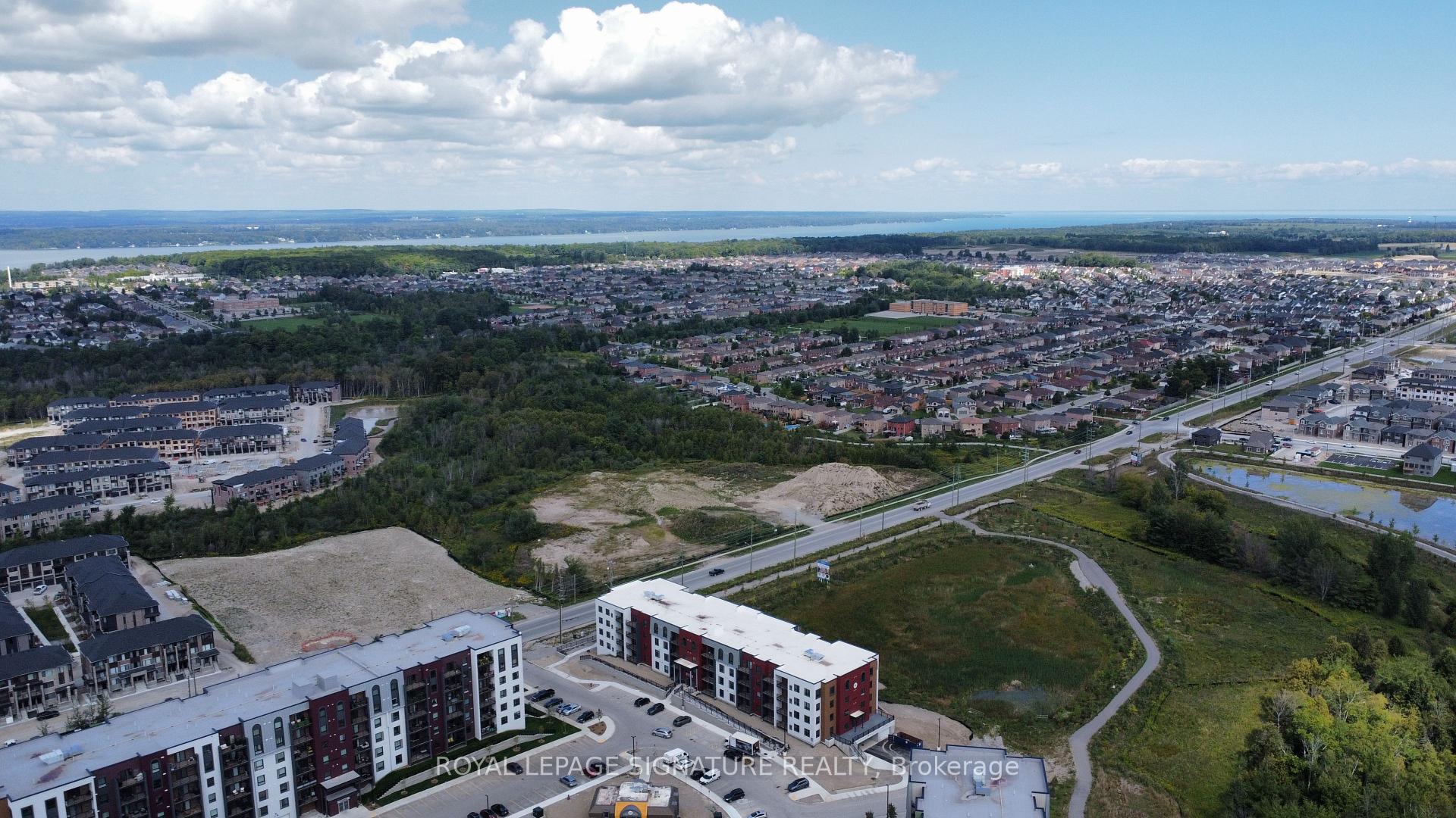 Photo 23 of Unit 103, 1 Chef Lane, Barrie, Rural Barrie Southeast — HOMEH