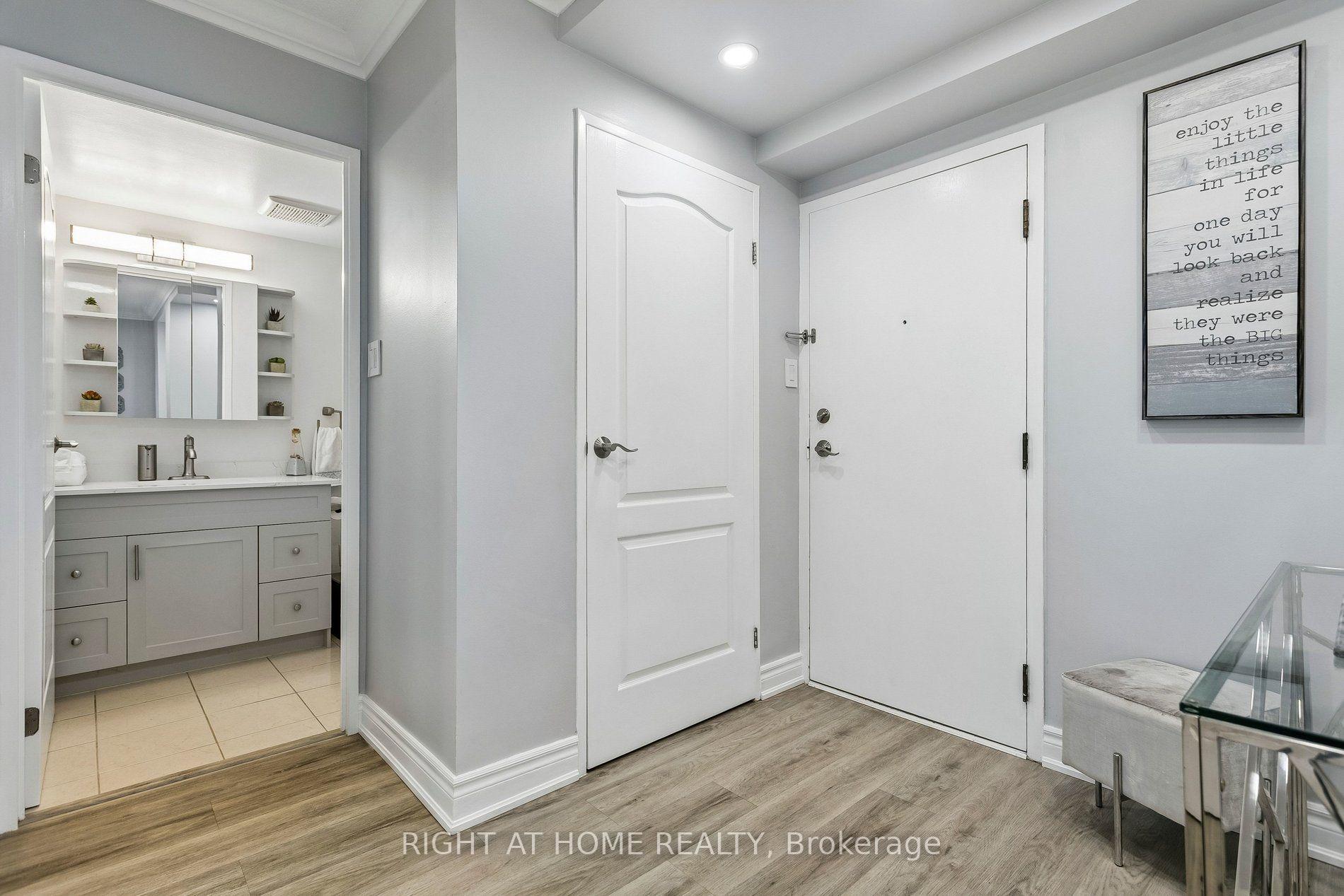 Photo 9 of Unit 612, 550 Webb Drive, Mississauga, City Centre — HOMEH