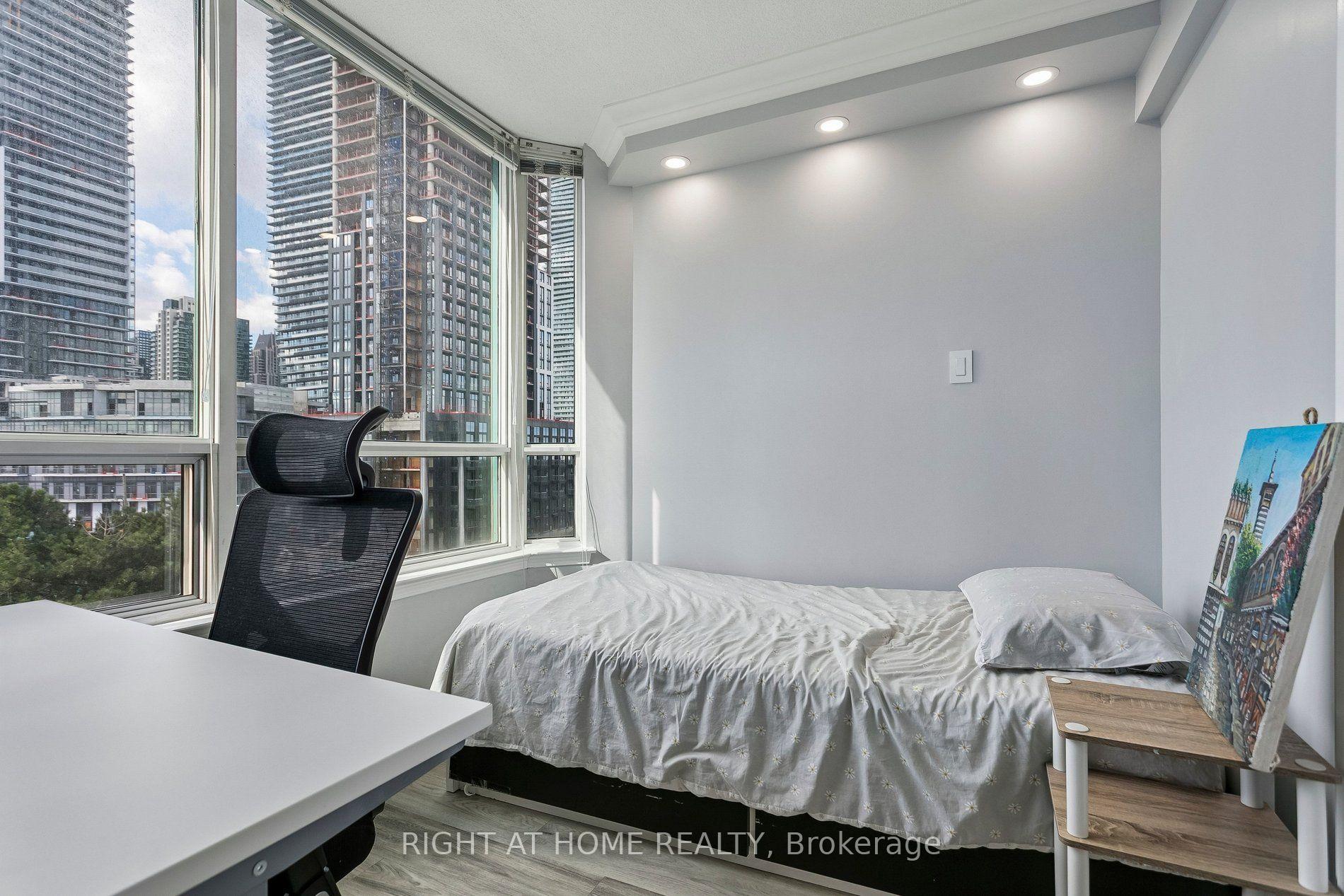 Photo 25 of Unit 612, 550 Webb Drive, Mississauga, City Centre — HOMEH