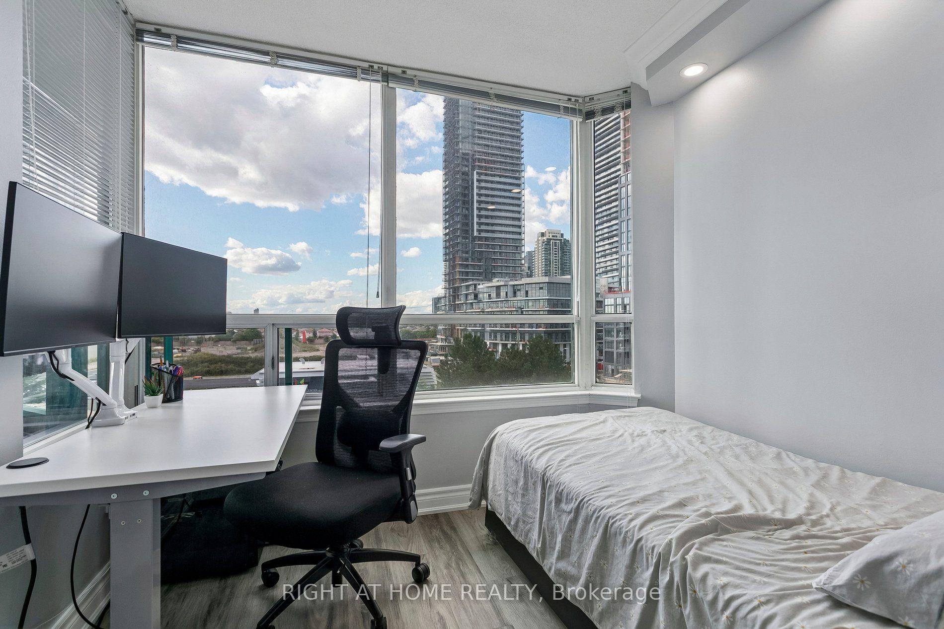 Photo 27 of Unit 612, 550 Webb Drive, Mississauga, City Centre — HOMEH