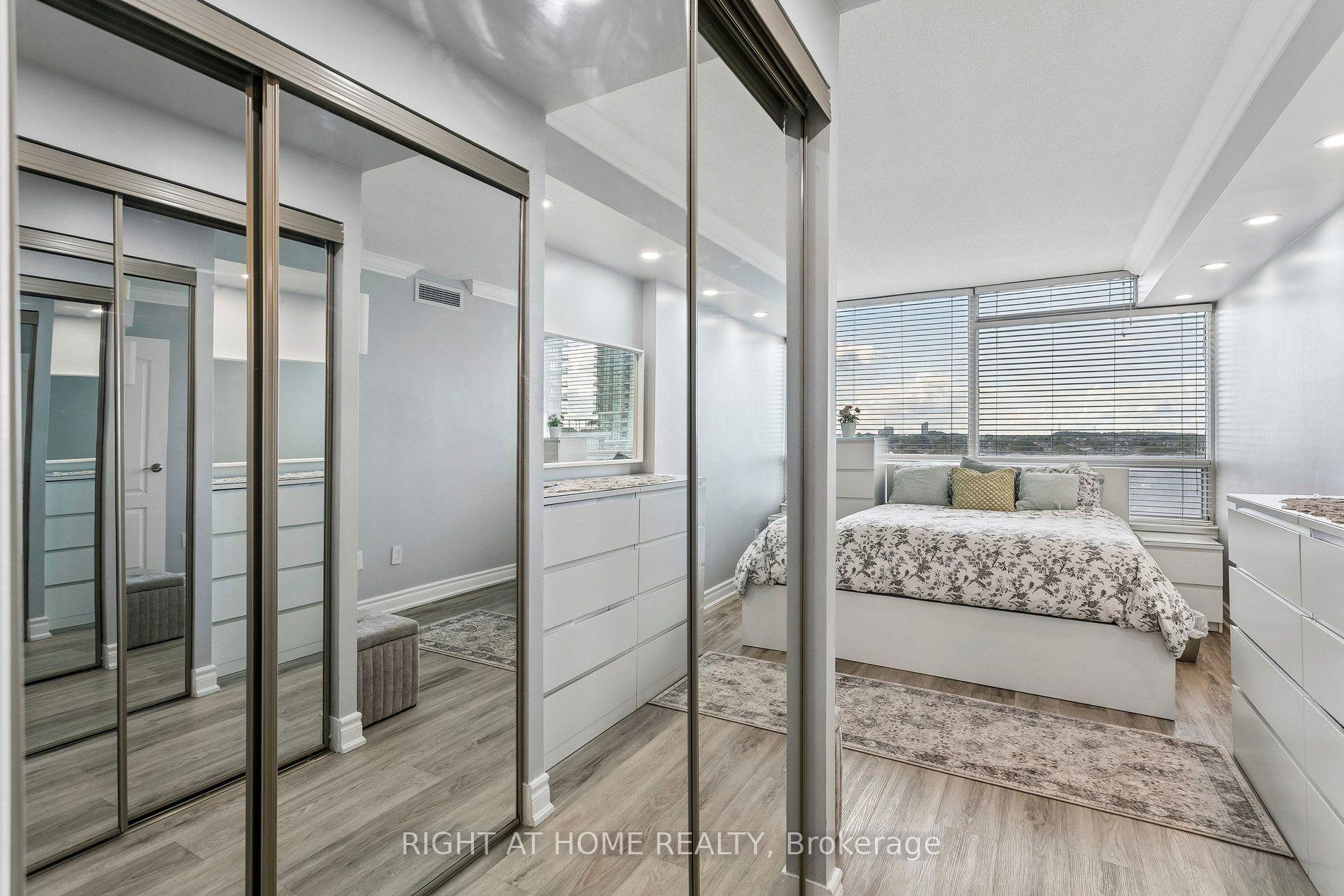 Photo 39 of Unit 612, 550 Webb Drive, Mississauga, City Centre — HOMEH