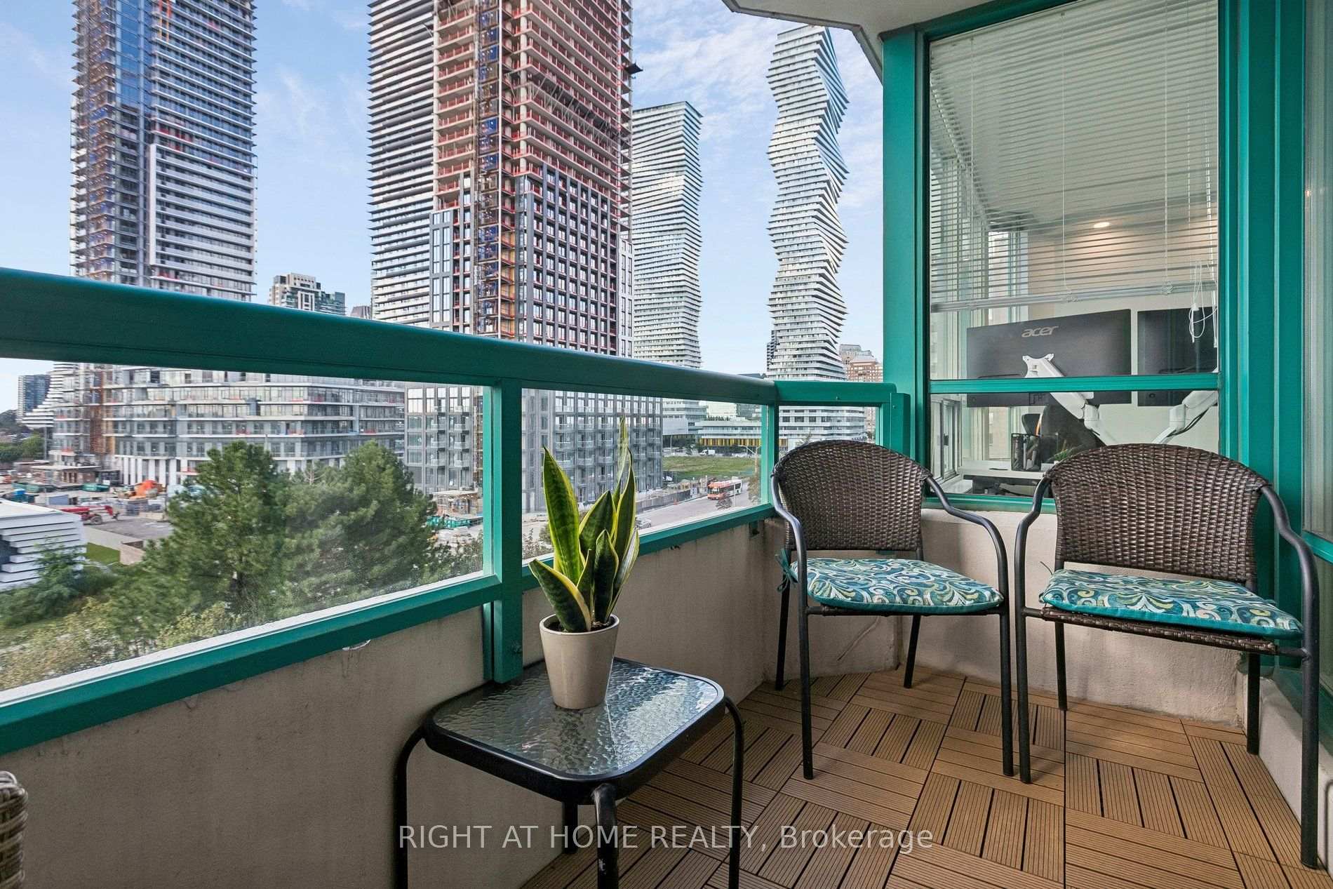Photo 47 of Unit 612, 550 Webb Drive, Mississauga, City Centre — HOMEH