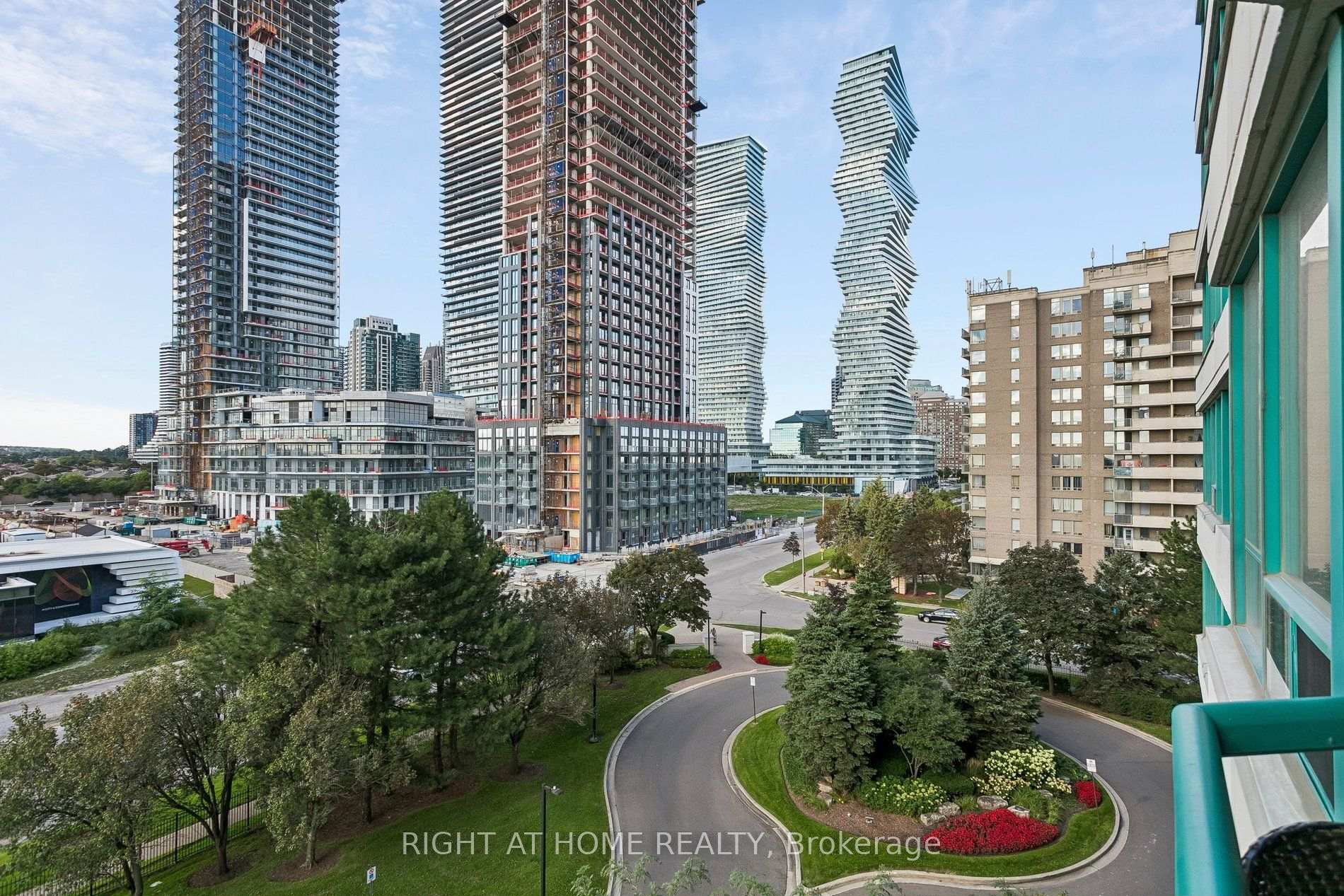 Photo 48 of Unit 612, 550 Webb Drive, Mississauga, City Centre — HOMEH