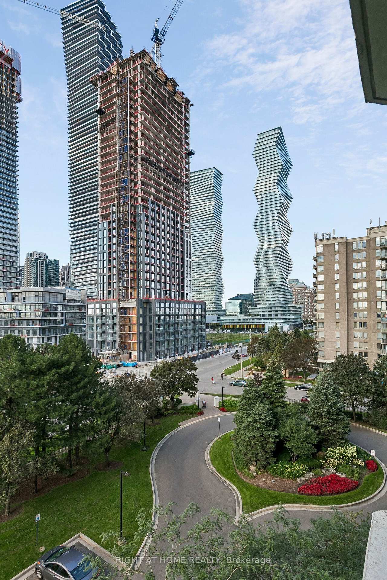 Photo 49 of Unit 612, 550 Webb Drive, Mississauga, City Centre — HOMEH