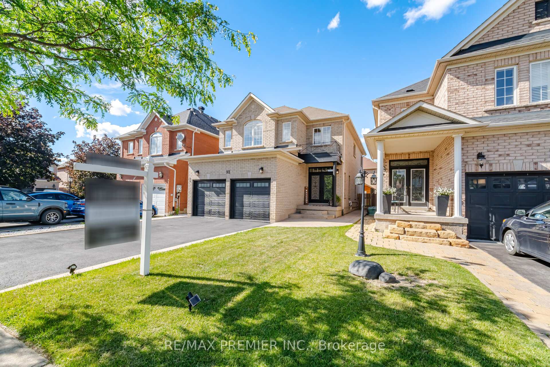 Photo 2 of 92 Headwater Road, Caledon, Bolton West — HOMEH