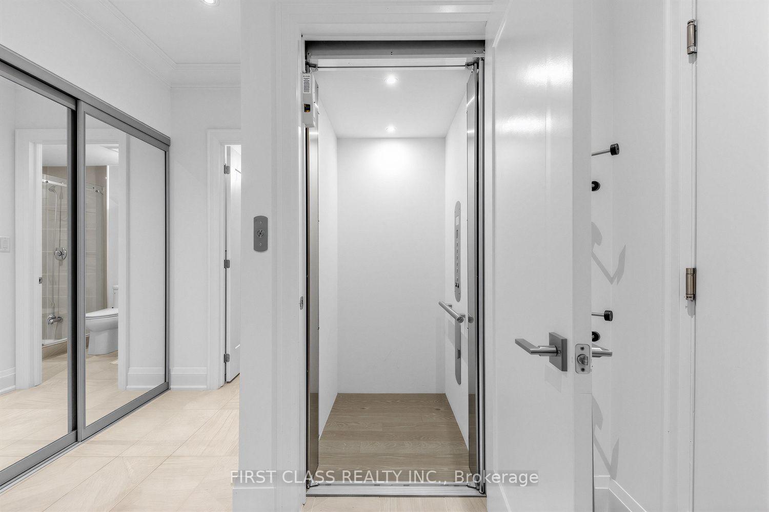 Photo 9 of 108 South Park Road, Markham, Commerce Valley — HOMEH