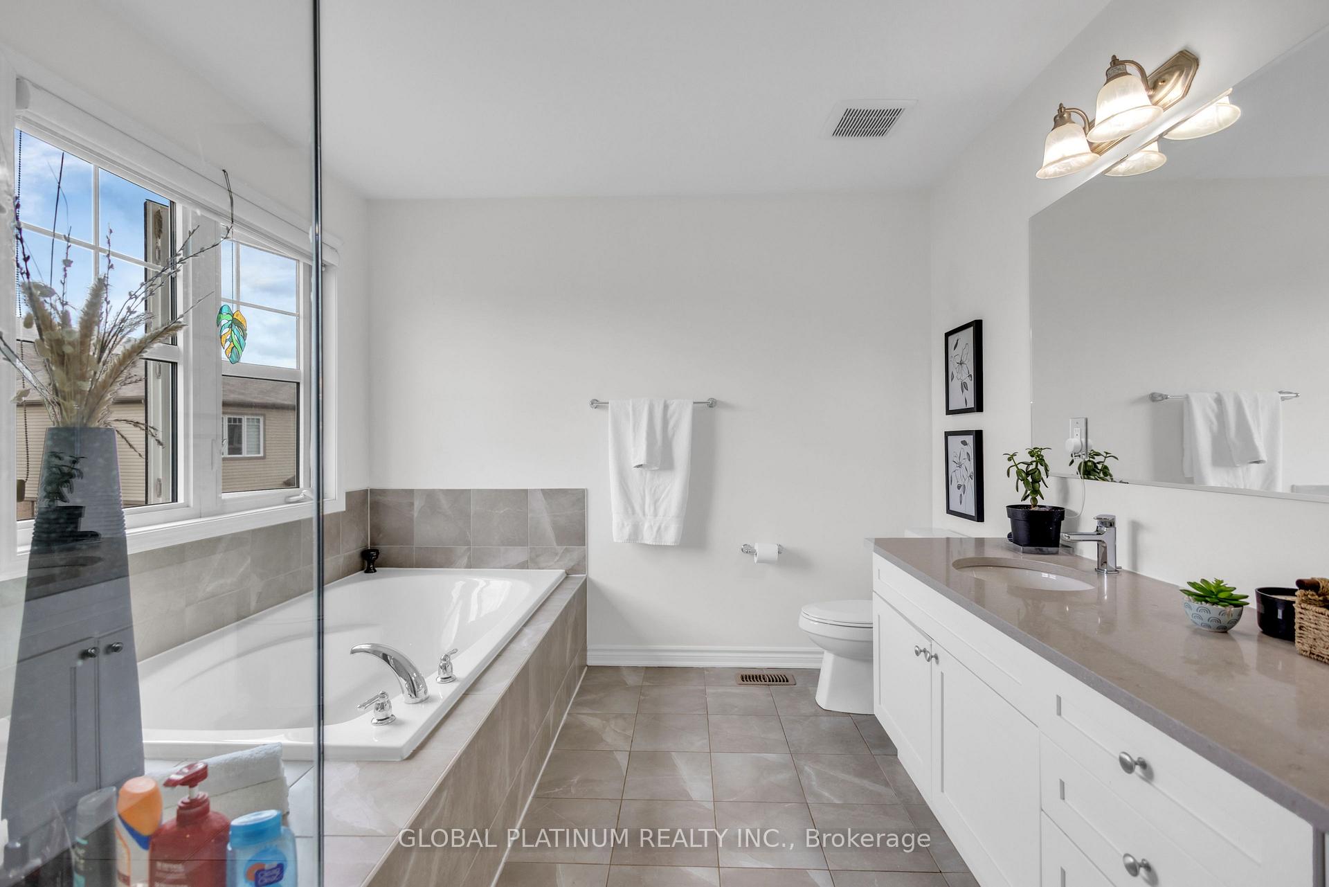Photo 27 of 236 Shady Glen Crescent, Kitchener, Trussler — HOMEH