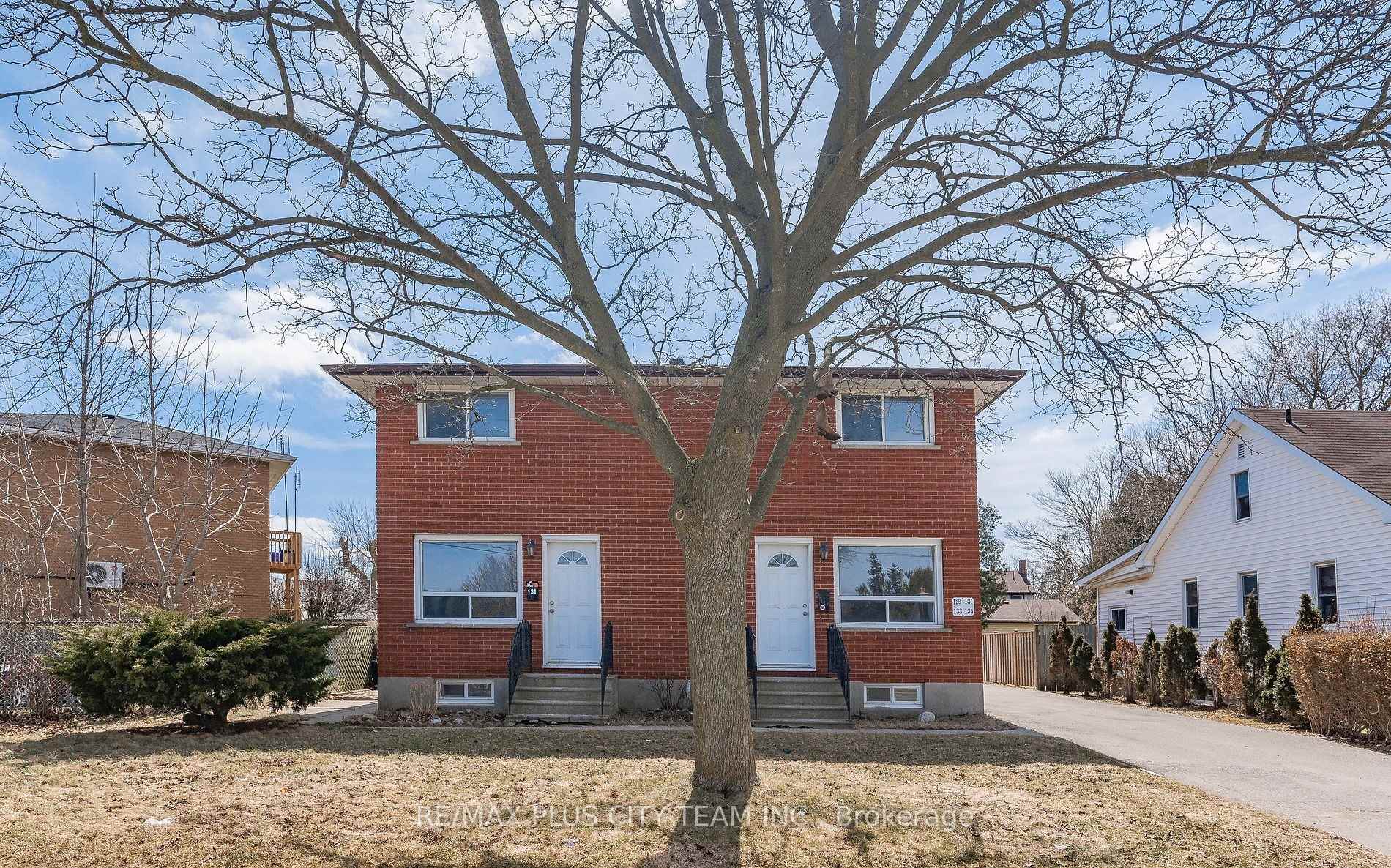 Photo of Unit Unit #3, 133 Pollock Avenue