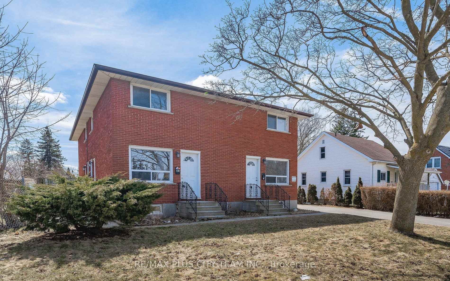 Photo 2 of Unit Unit #3, 133 Pollock Avenue, Cambridge, Alison — HOMEH