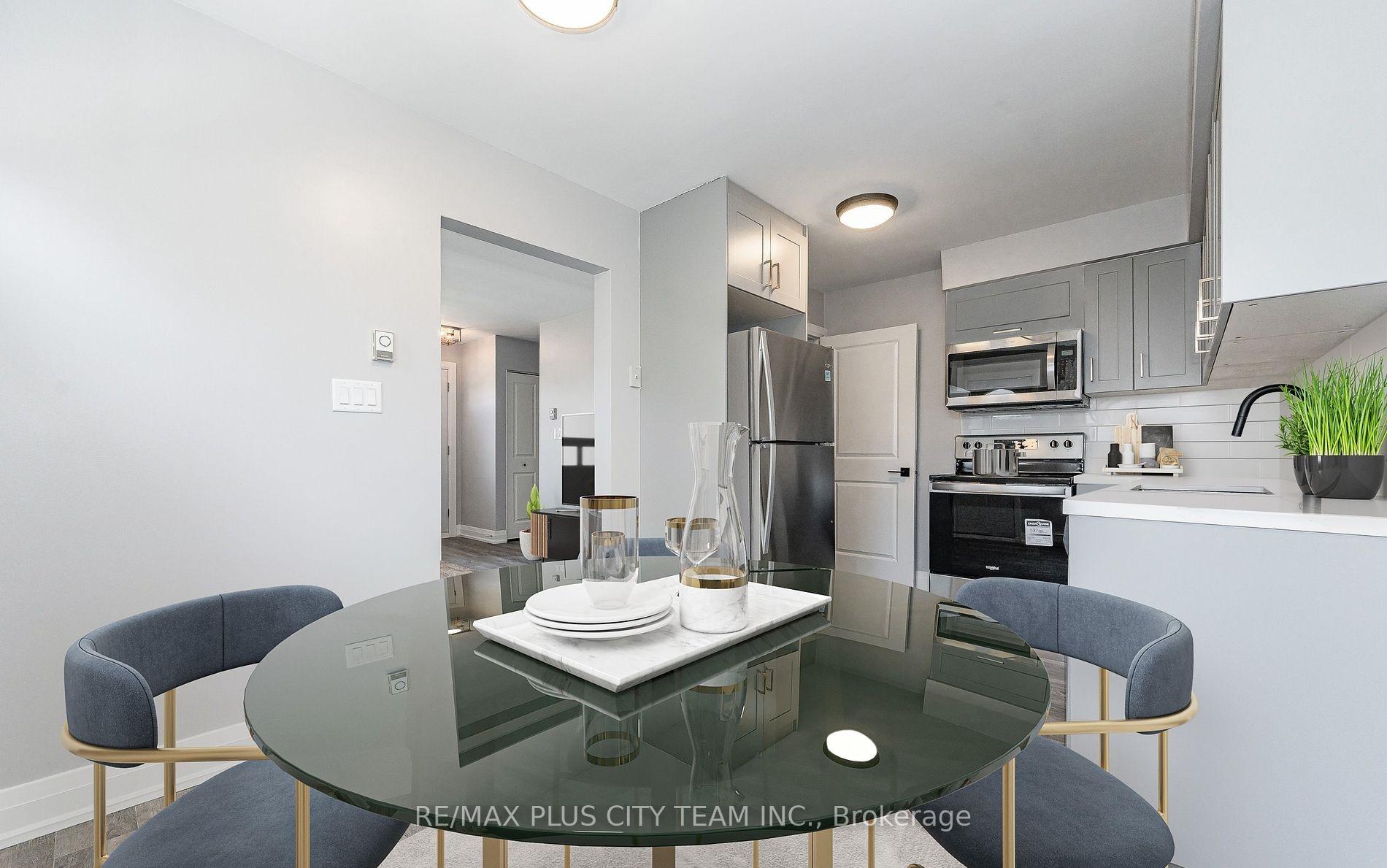 Photo 9 of Unit Unit #3, 133 Pollock Avenue, Cambridge, Alison — HOMEH