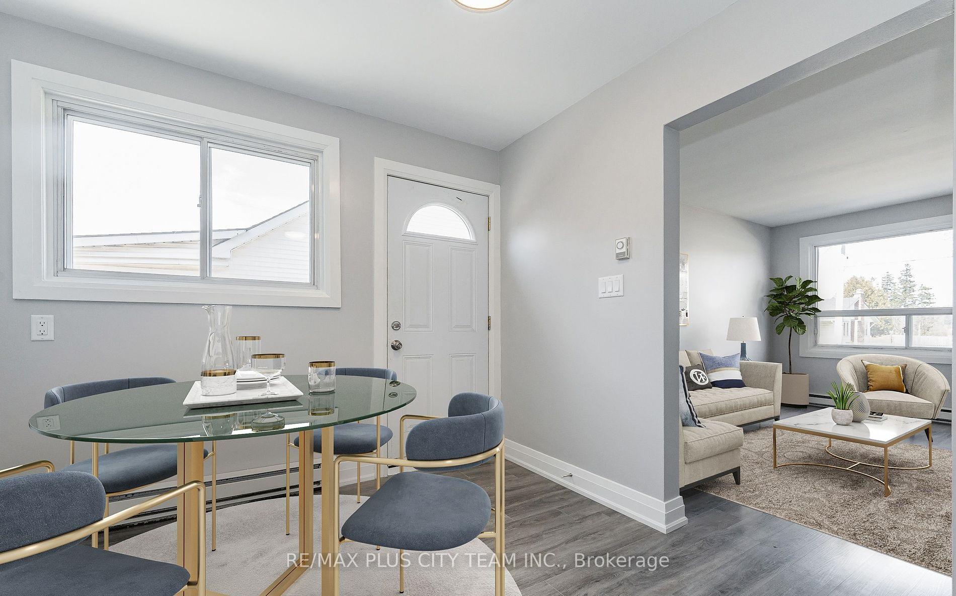 Photo 11 of Unit Unit #3, 133 Pollock Avenue, Cambridge, Alison — HOMEH