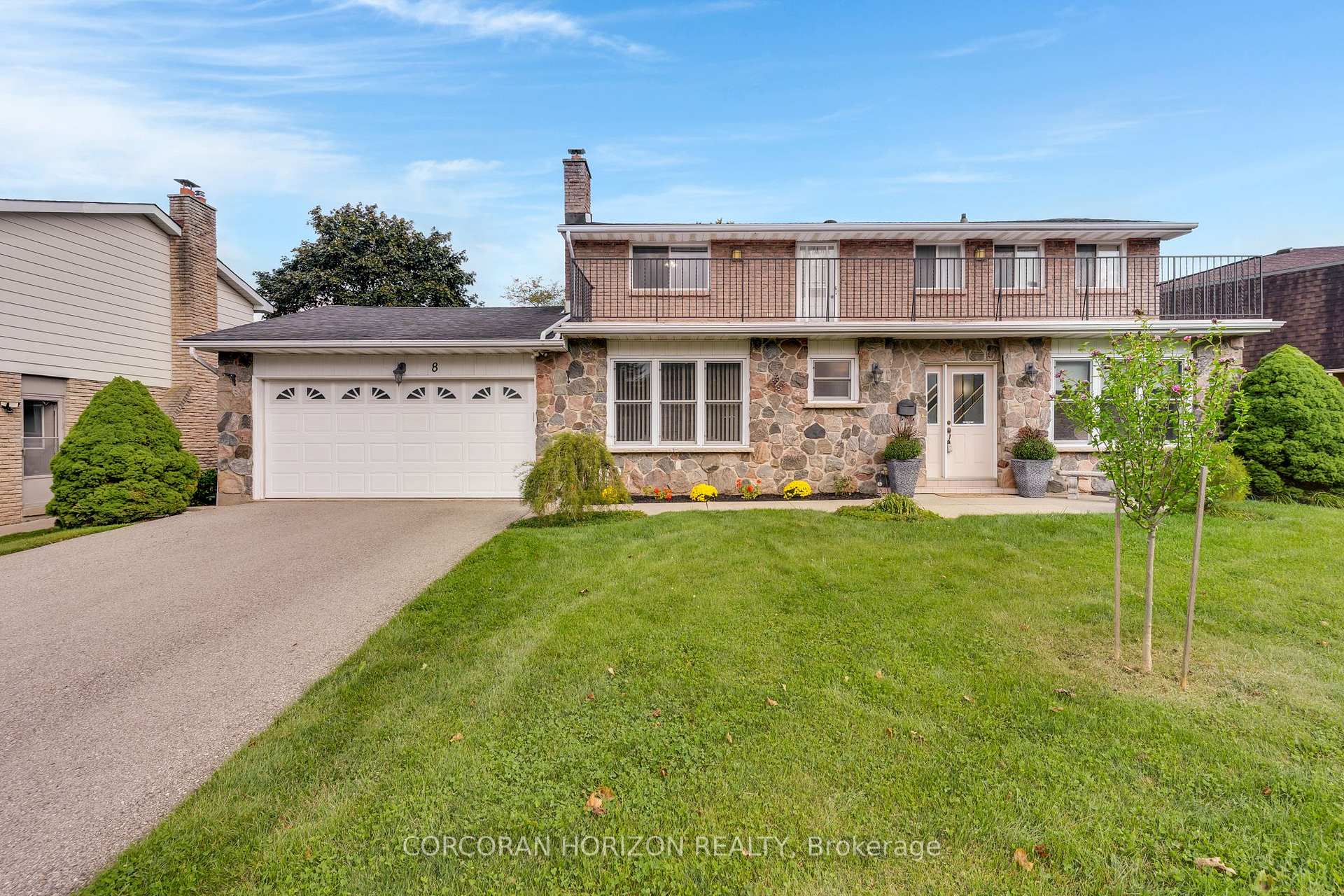 Photo of 8 Blue Spruce Court