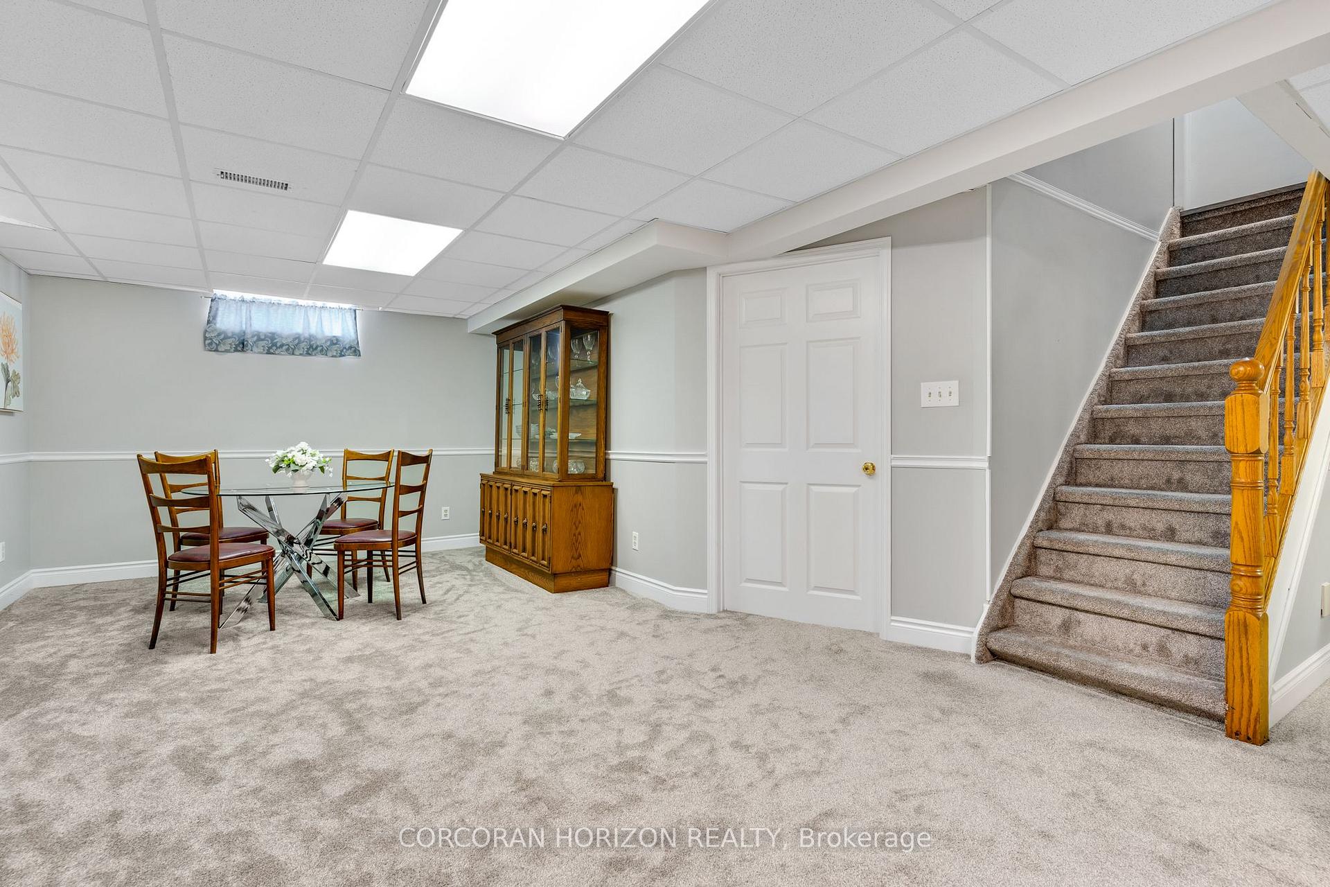 Photo 29 of 8 Blue Spruce Court, Kitchener, Forest Heights — HOMEH