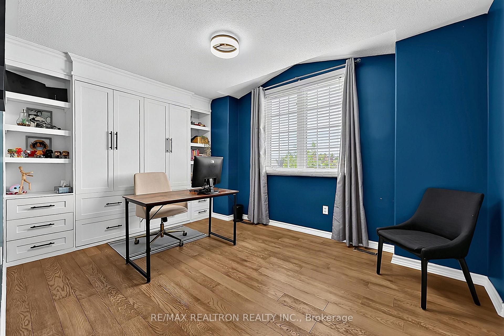 Photo 29 of 11 Tudor Crescent, Barrie, Innis-Shore — HOMEH