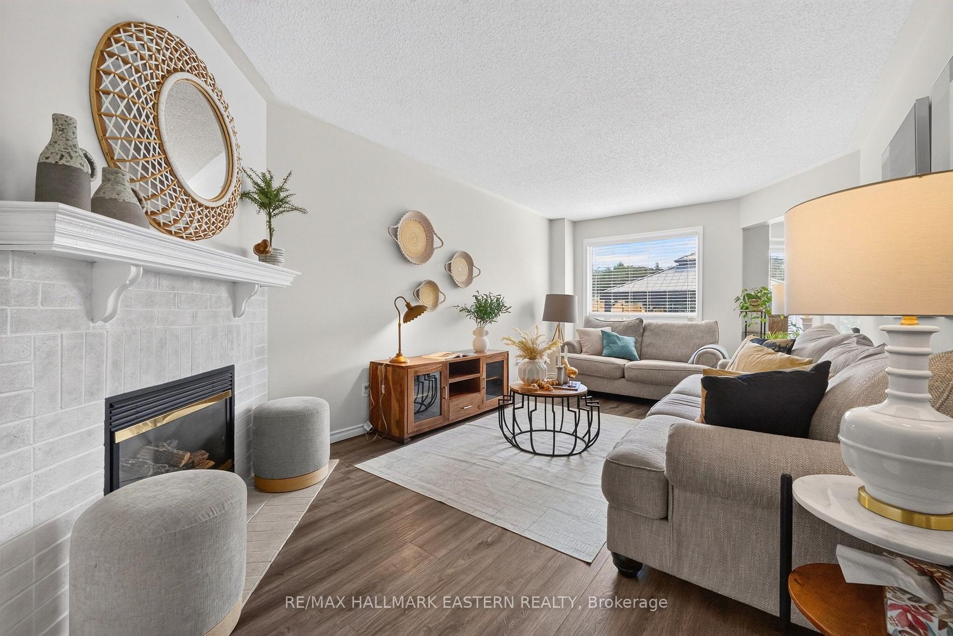 Photo 7 of 25 Edgerton Drive, Clarington, Bowmanville — HOMEH