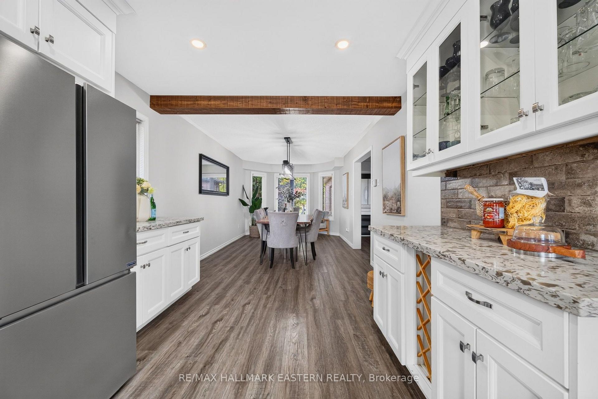 Photo 16 of 25 Edgerton Drive, Clarington, Bowmanville — HOMEH