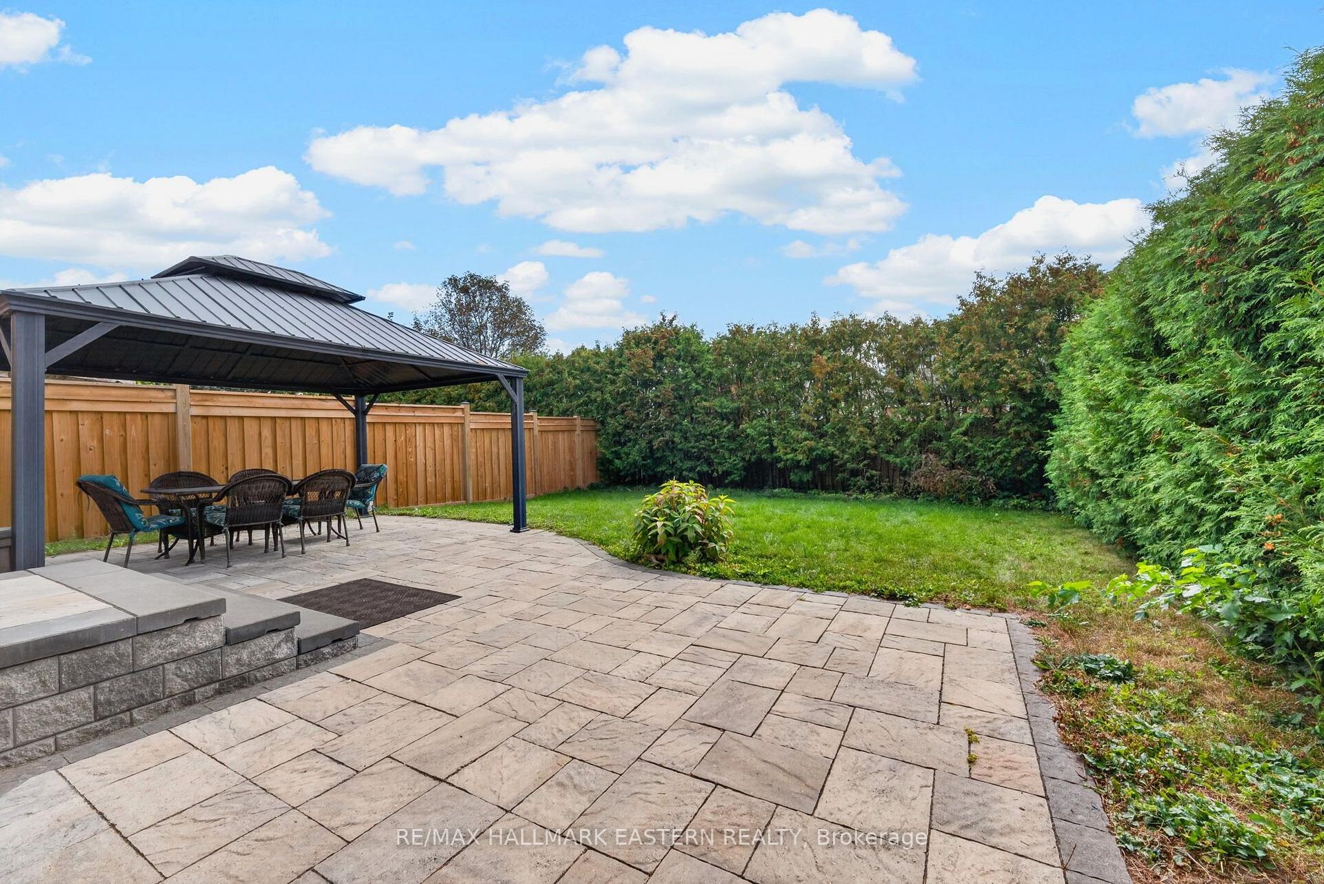 Photo 42 of 25 Edgerton Drive, Clarington, Bowmanville — HOMEH