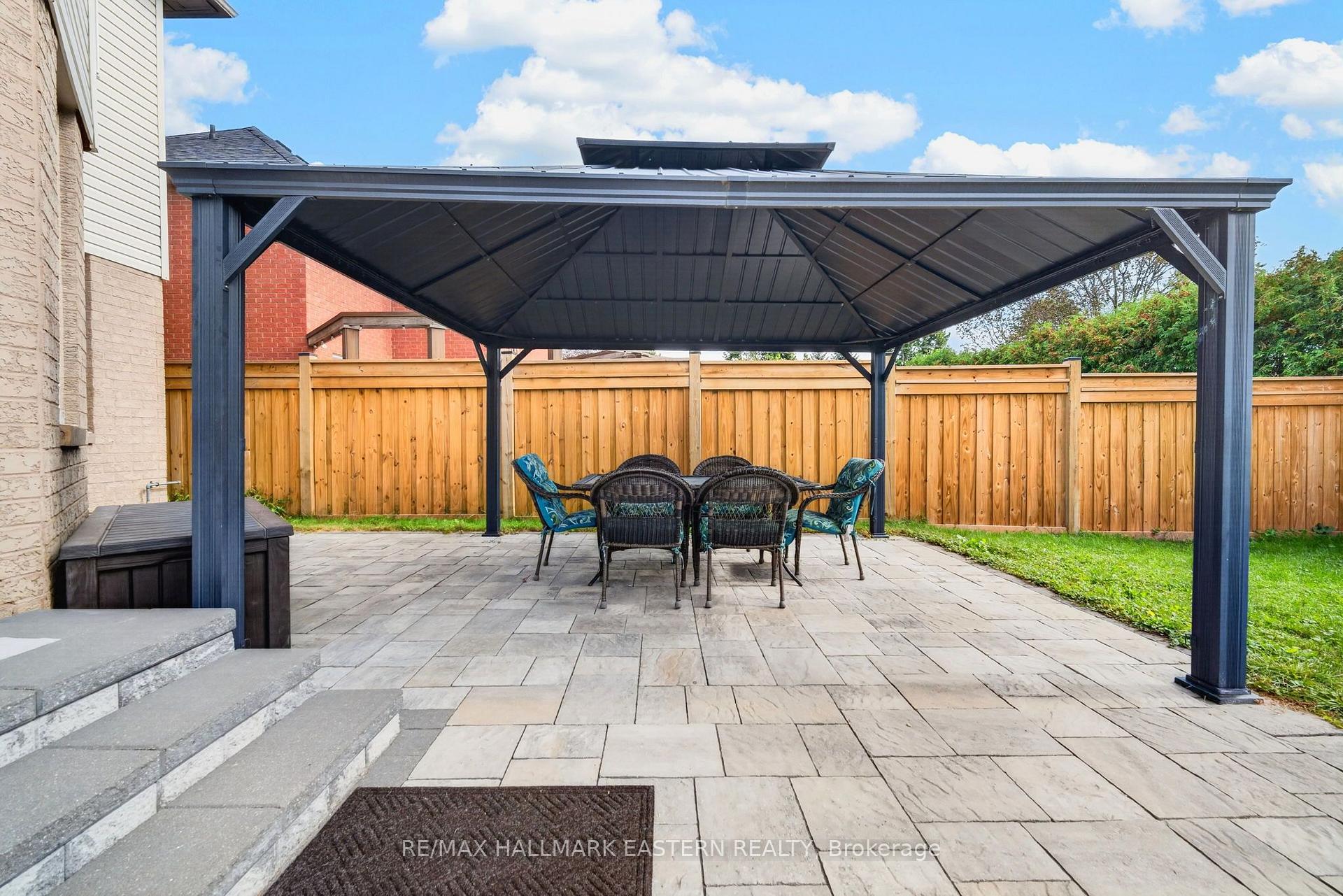 Photo 46 of 25 Edgerton Drive, Clarington, Bowmanville — HOMEH