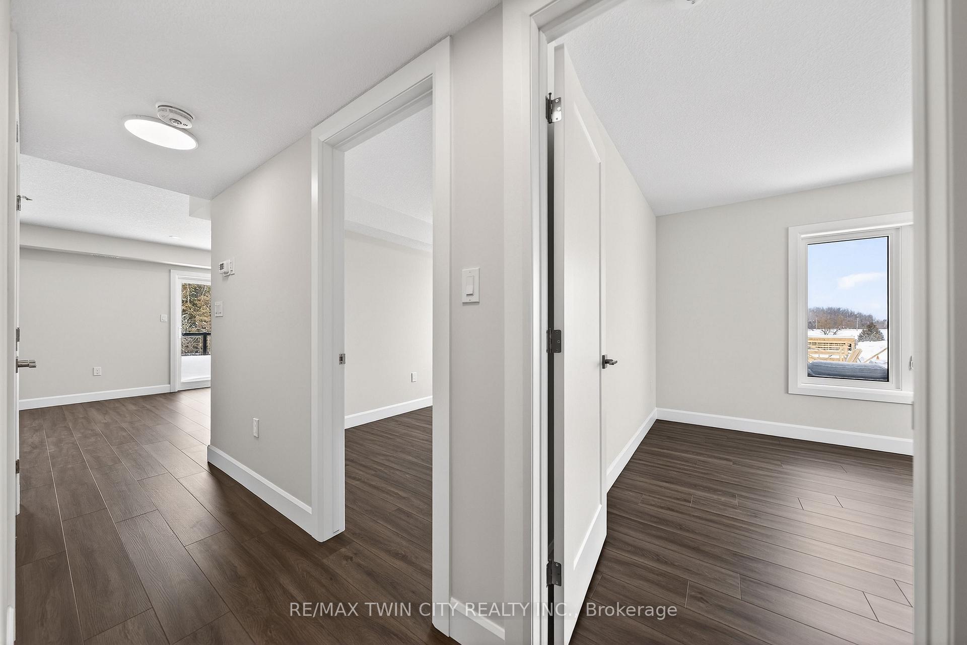 Photo 16 of Unit 49, 3202 Vivian Line, Stratford — HOMEH