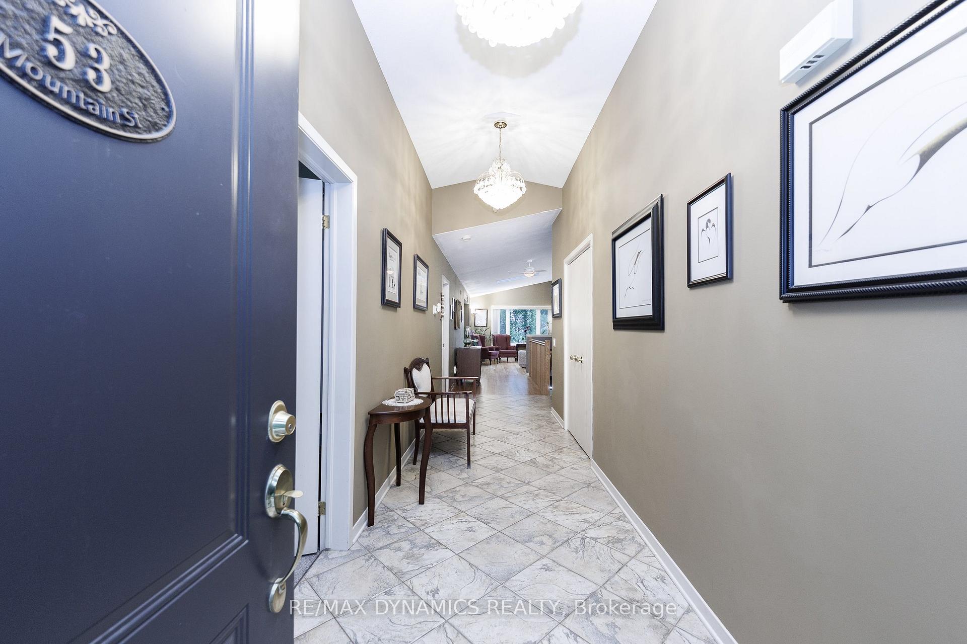 Photo 4 of 53 Mountain Street, St. Catharines, Burleigh Hill — HOMEH