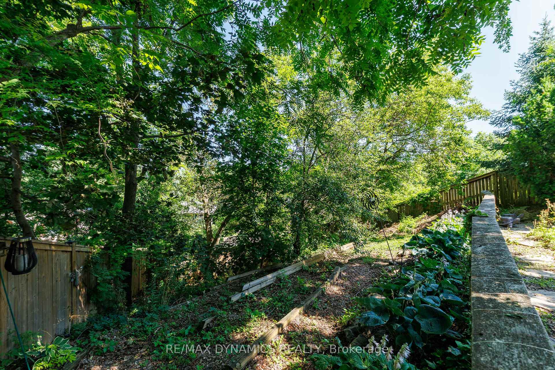 Photo 31 of 53 Mountain Street, St. Catharines, Burleigh Hill — HOMEH