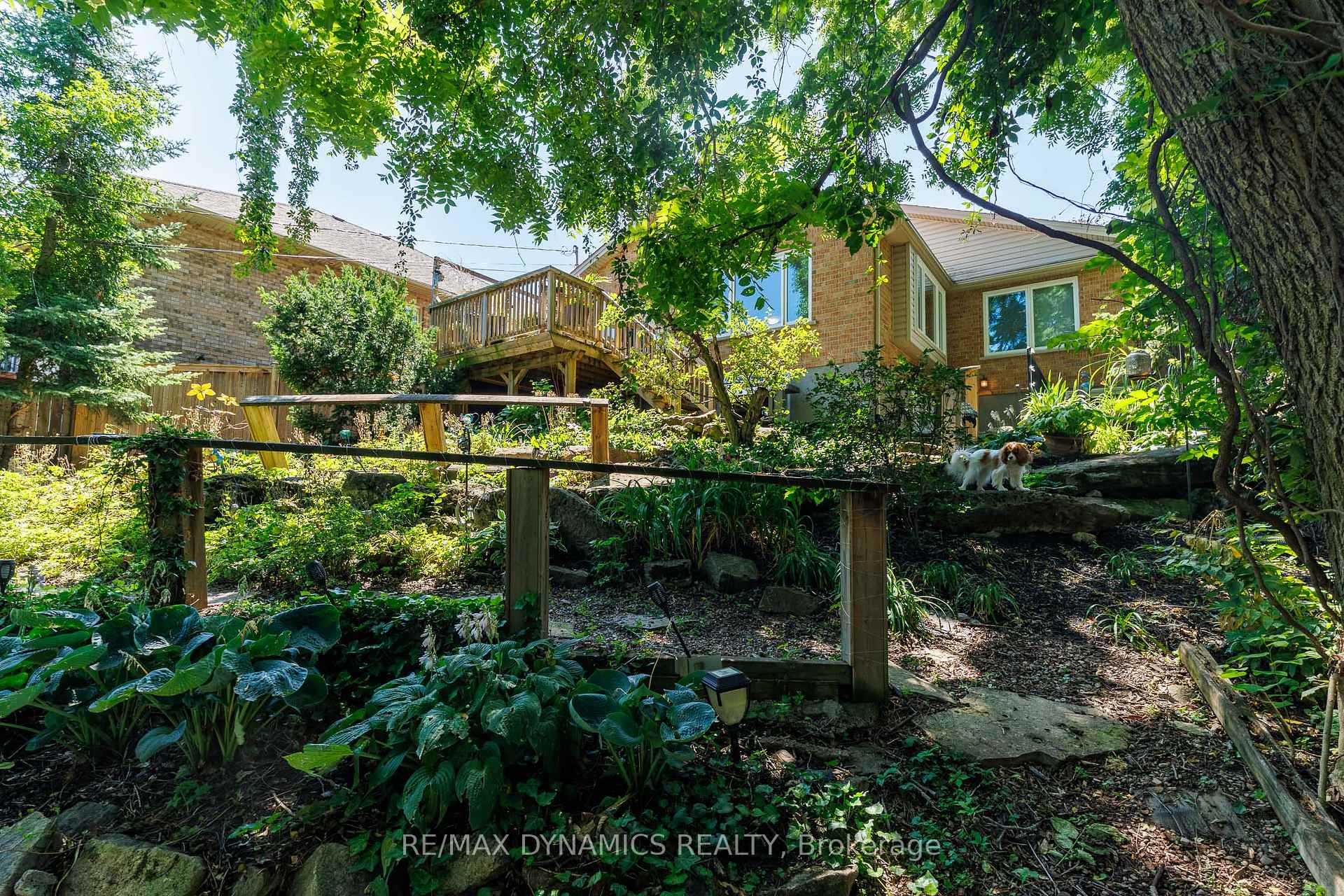 Photo 32 of 53 Mountain Street, St. Catharines, Burleigh Hill — HOMEH