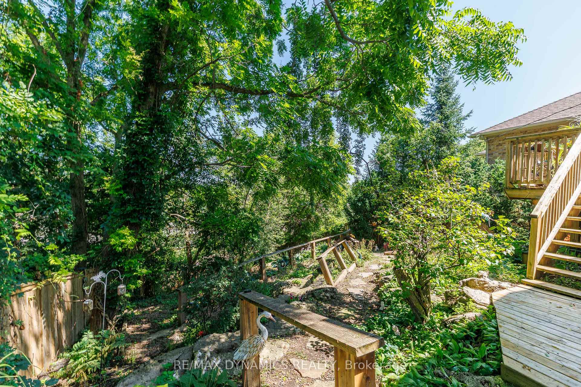 Photo 36 of 53 Mountain Street, St. Catharines, Burleigh Hill — HOMEH
