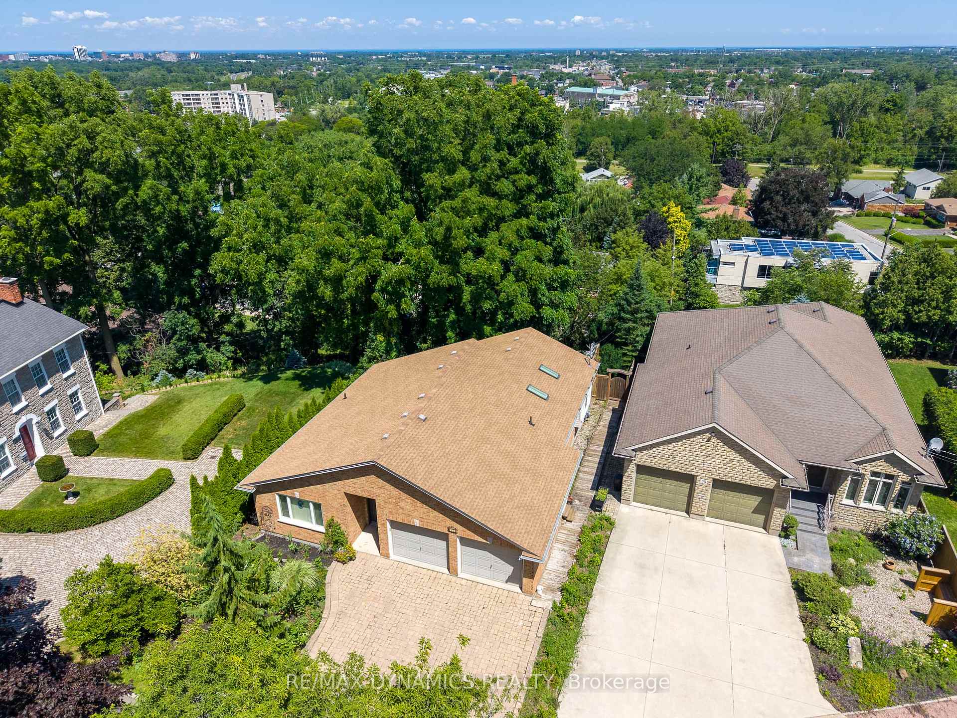 Photo 39 of 53 Mountain Street, St. Catharines, Burleigh Hill — HOMEH