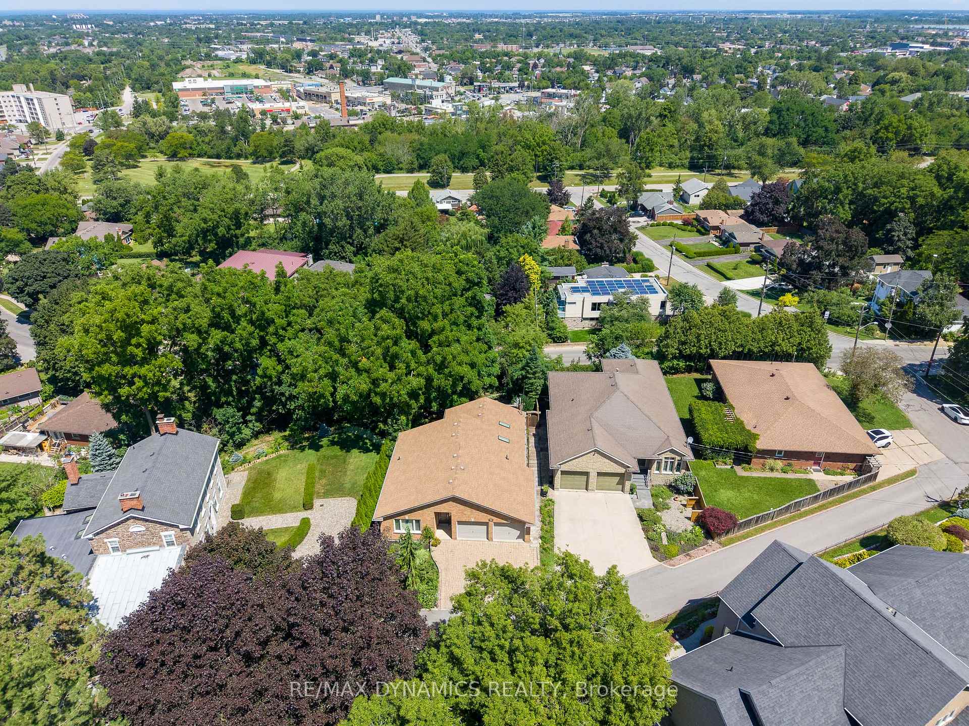 Photo 41 of 53 Mountain Street, St. Catharines, Burleigh Hill — HOMEH