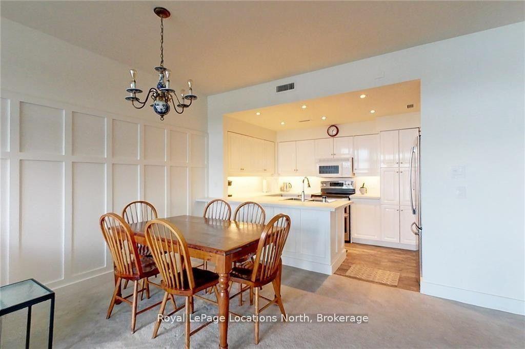 Photo 5 of 872 Suncrest Circle, Collingwood — HOMEH