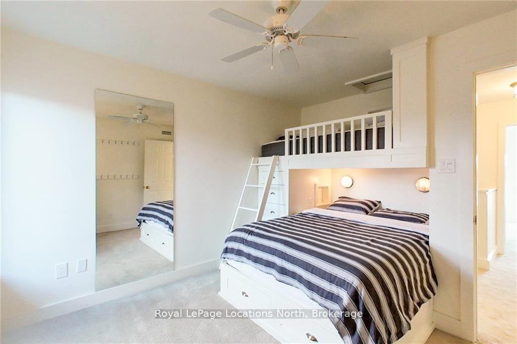 Photo 11 of 872 Suncrest Circle, Collingwood — HOMEH
