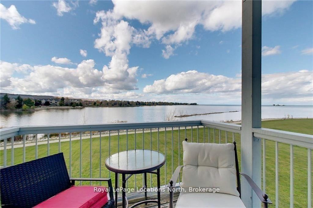 Photo 16 of 872 Suncrest Circle, Collingwood — HOMEH