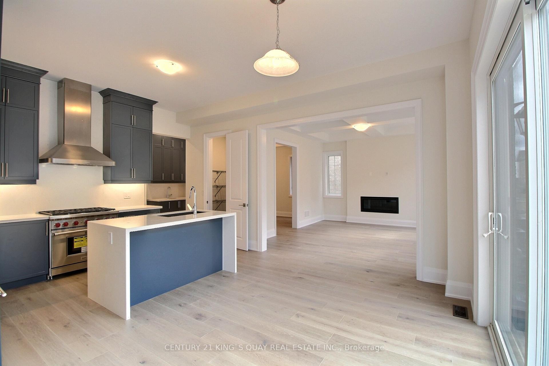 Photo 3 of 16 Sweet Gale Crescent, Richmond Hill, Rural Richmond Hill — HOMEH
