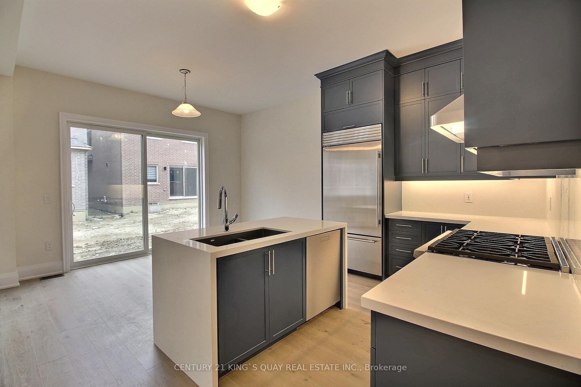 Photo 7 of 16 Sweet Gale Crescent, Richmond Hill, Rural Richmond Hill — HOMEH